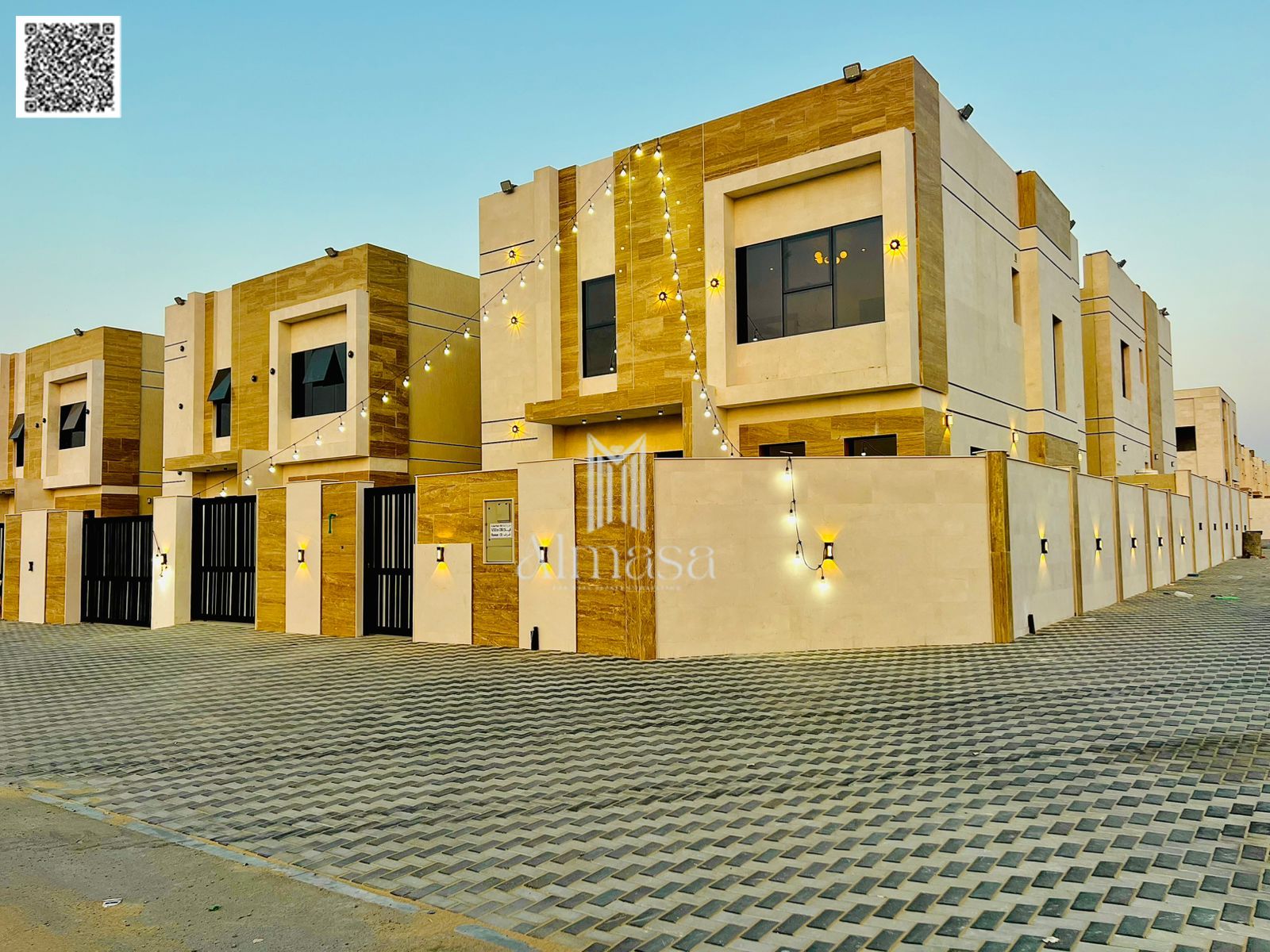 For sale: Corner villa with 3 master bedrooms, luxurious European design and finishing. Freehold ownership available to all nationalities.