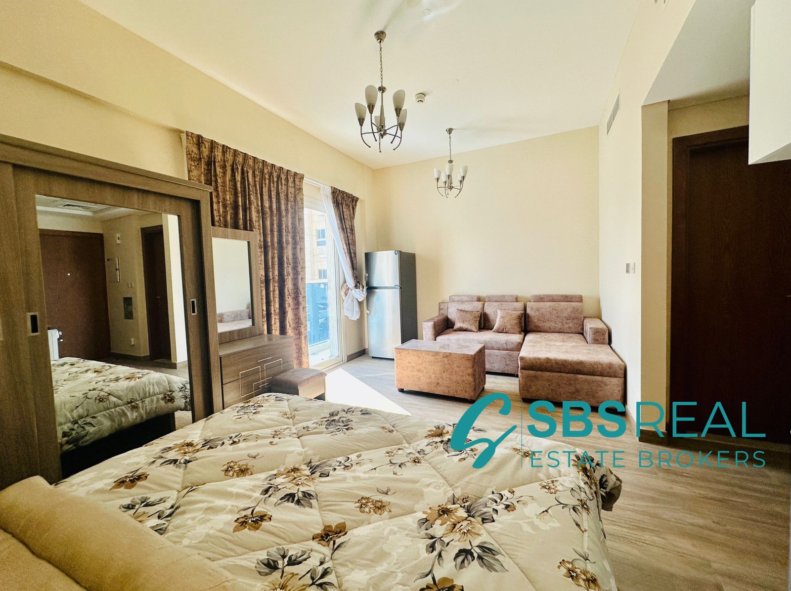 BRAND NEW READY TO MOVE IN