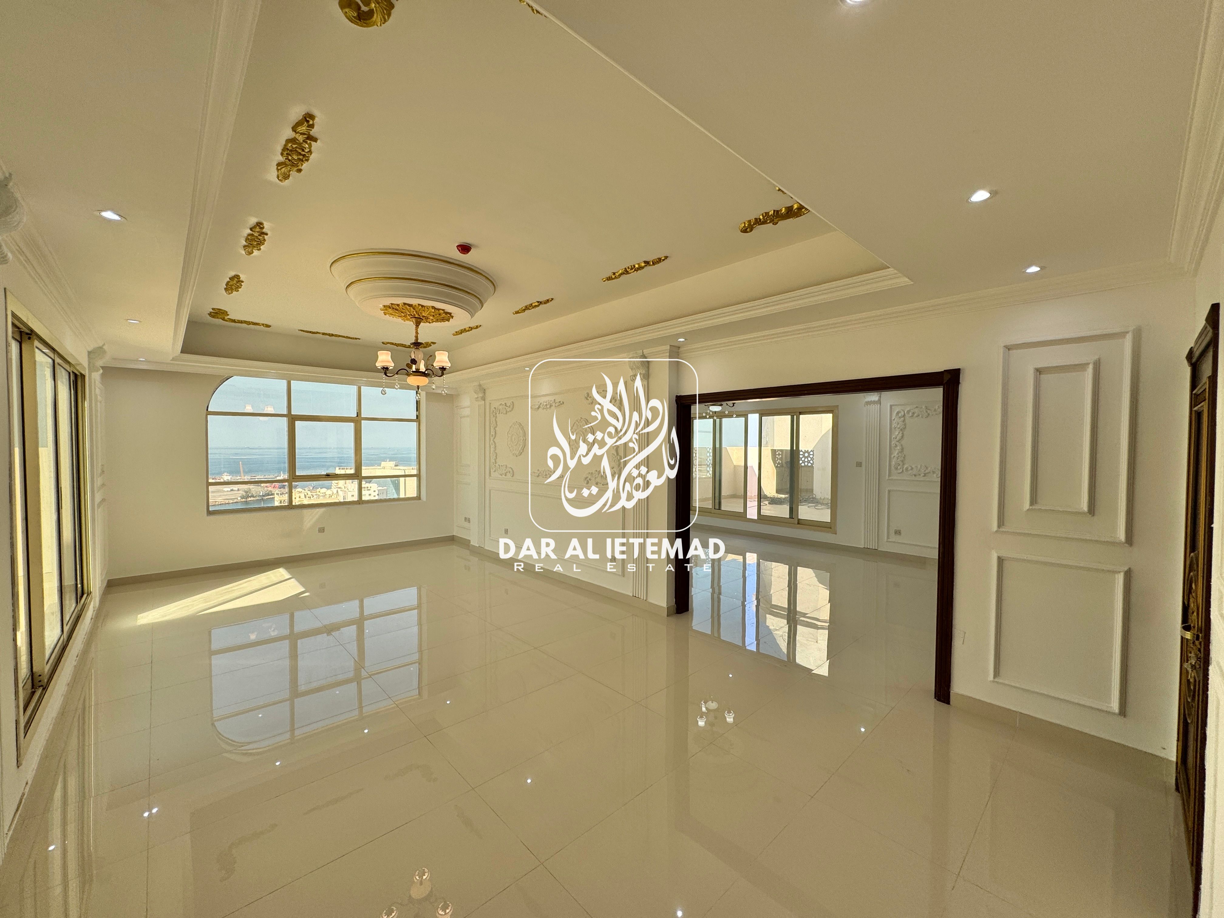 The Executive Choice: Ultra-Luxury 4BHK Penthouse | 360° Panoramic Views | Private Terrace