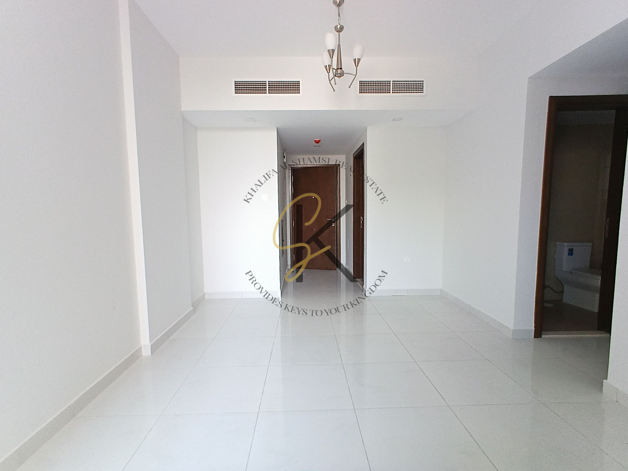 READY TO MOVE LAVISH ROOM BIG HAL FULL OF FAMILY BUILDING FOR CONTACT BABAR