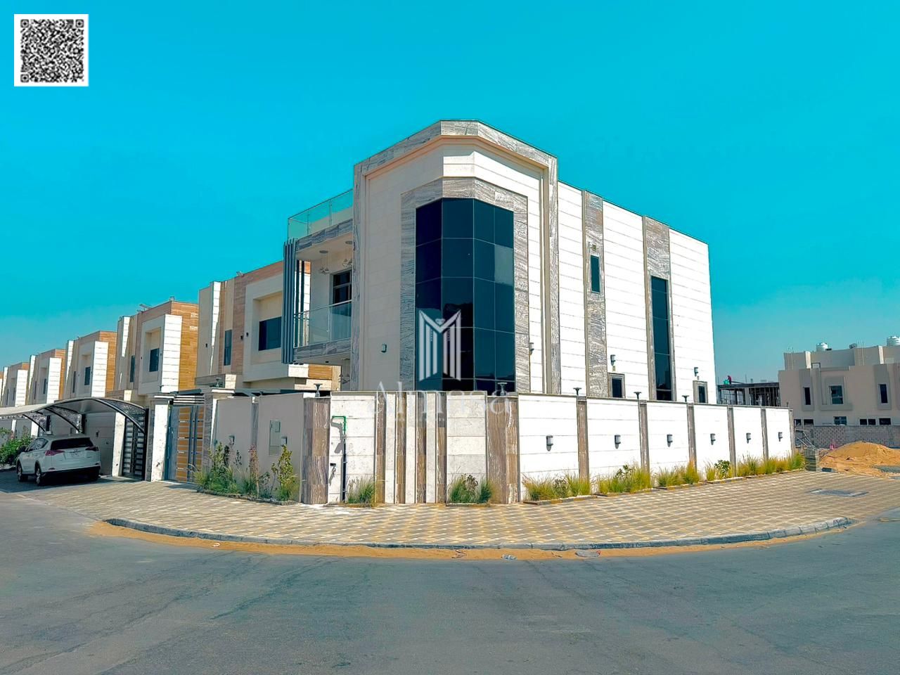 Corner villa with luxurious finishes - located on two paved streets at a special price. Your golden opportunity to own a villa with high-end finishes.