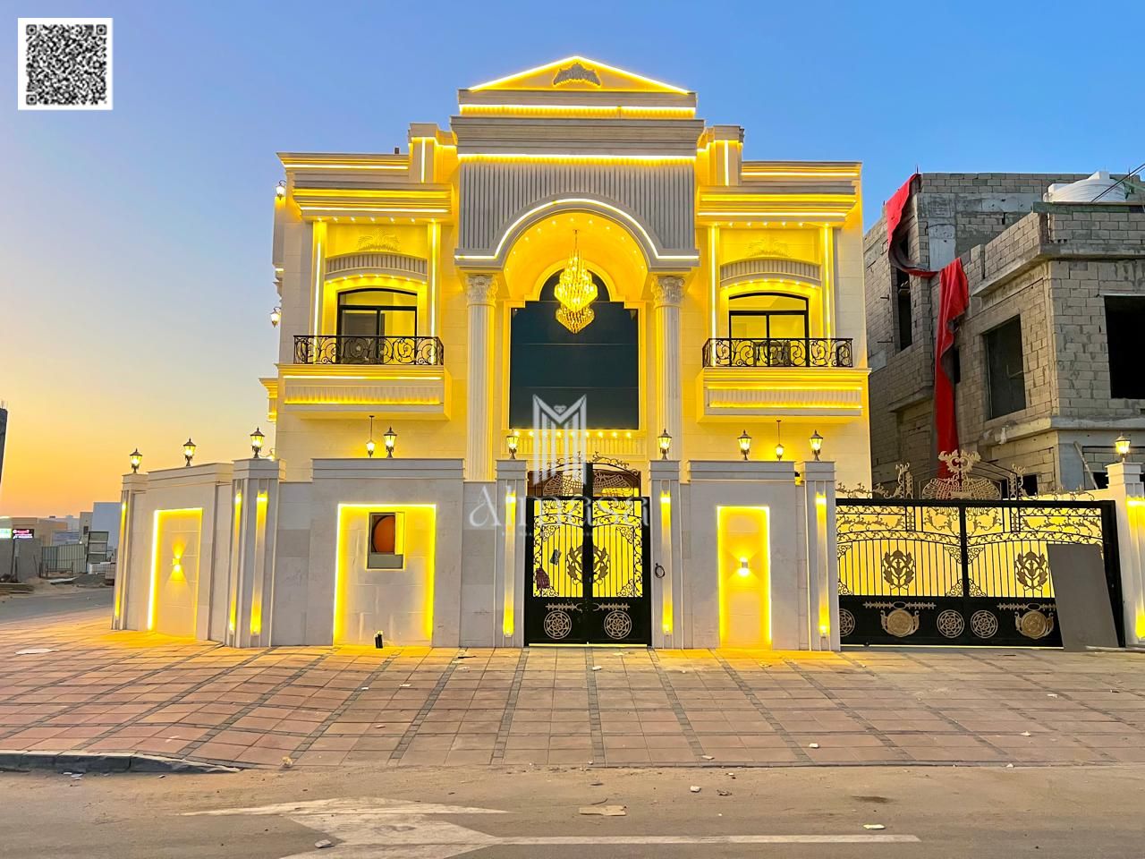 For sale: Corner villa with a classic design and very high-end personal finishing. Freehold ownership for all nationalities. Prime location close to a