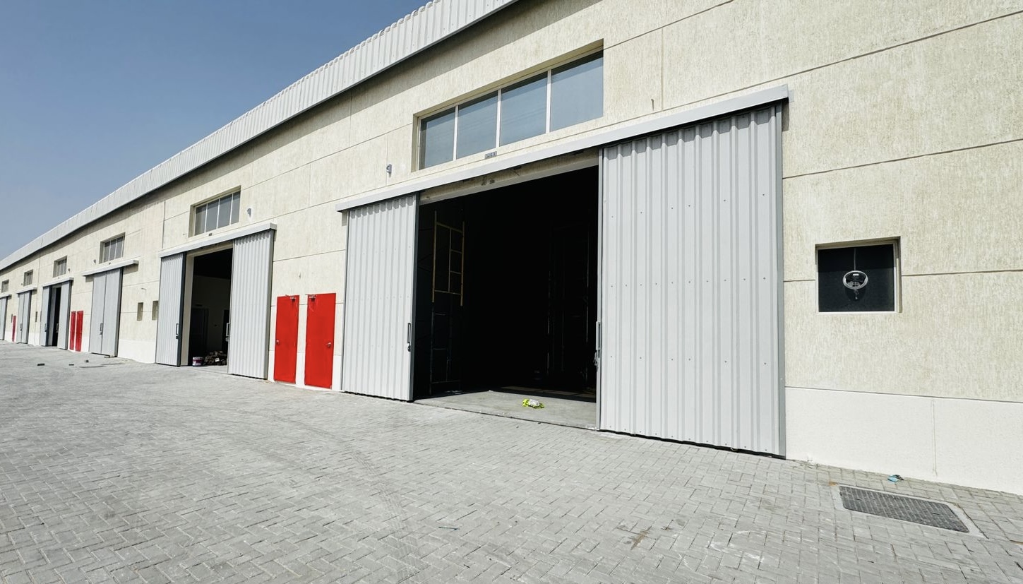 * ROAD FACING // HIGH POWER 75KW// BRAND NEW 5,306 SQFT Warehouse for Rent in New Modern Industrial Area, Umm Al Quwain