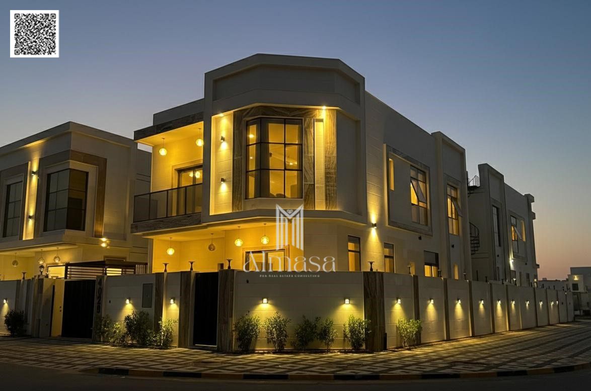 Corner villa for sale with a European design and very high-end finishing. Freehold ownership available to all nationalities.