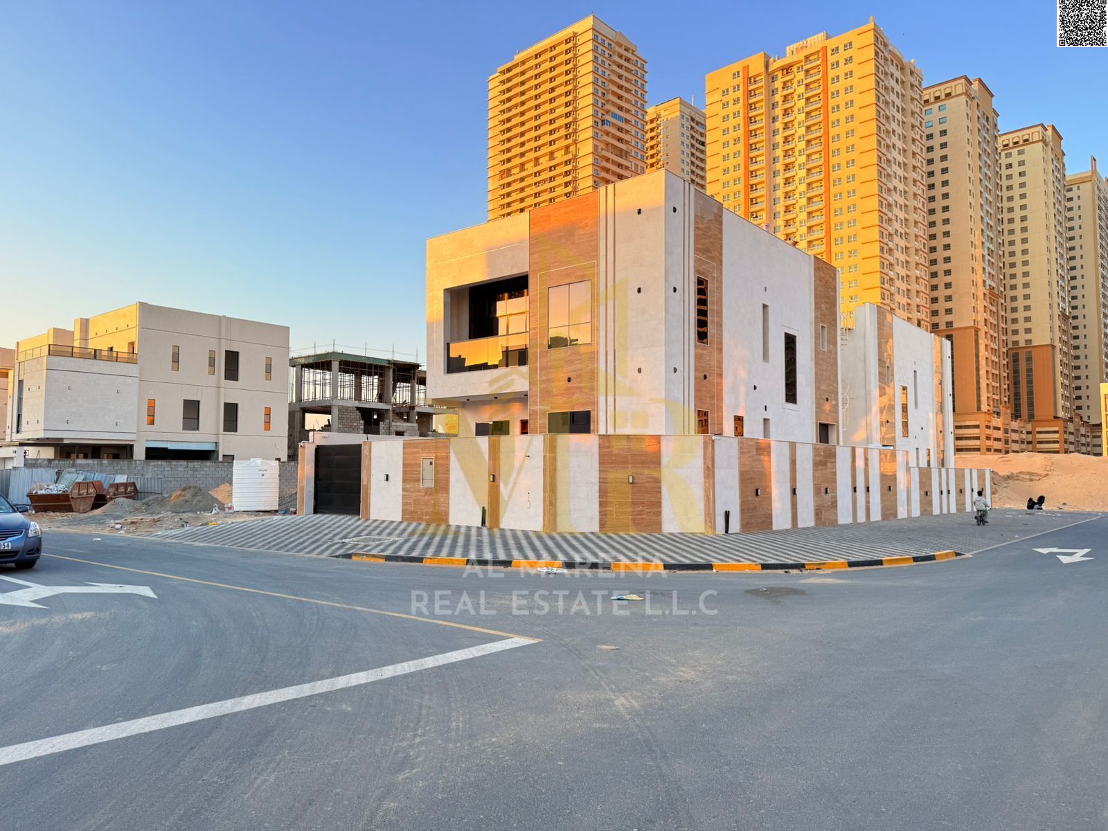 Modern Corner Villa in Al Amerah (directly next to Azha Project). Two floors, close to all amenities. Specifications: Ground + First + Roof Land Are
