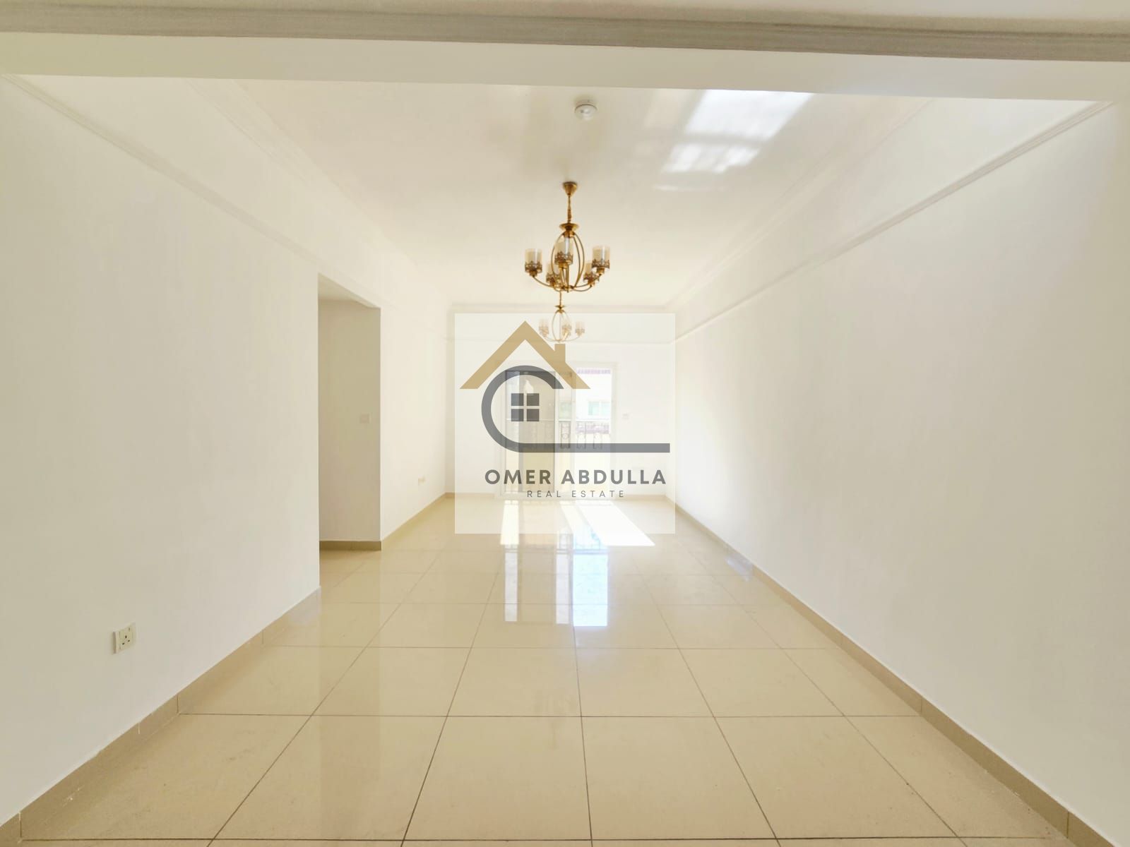 Spacious 3bhk Apartment !! Wardrobes and covered parking !! Close Muwaileh Park
