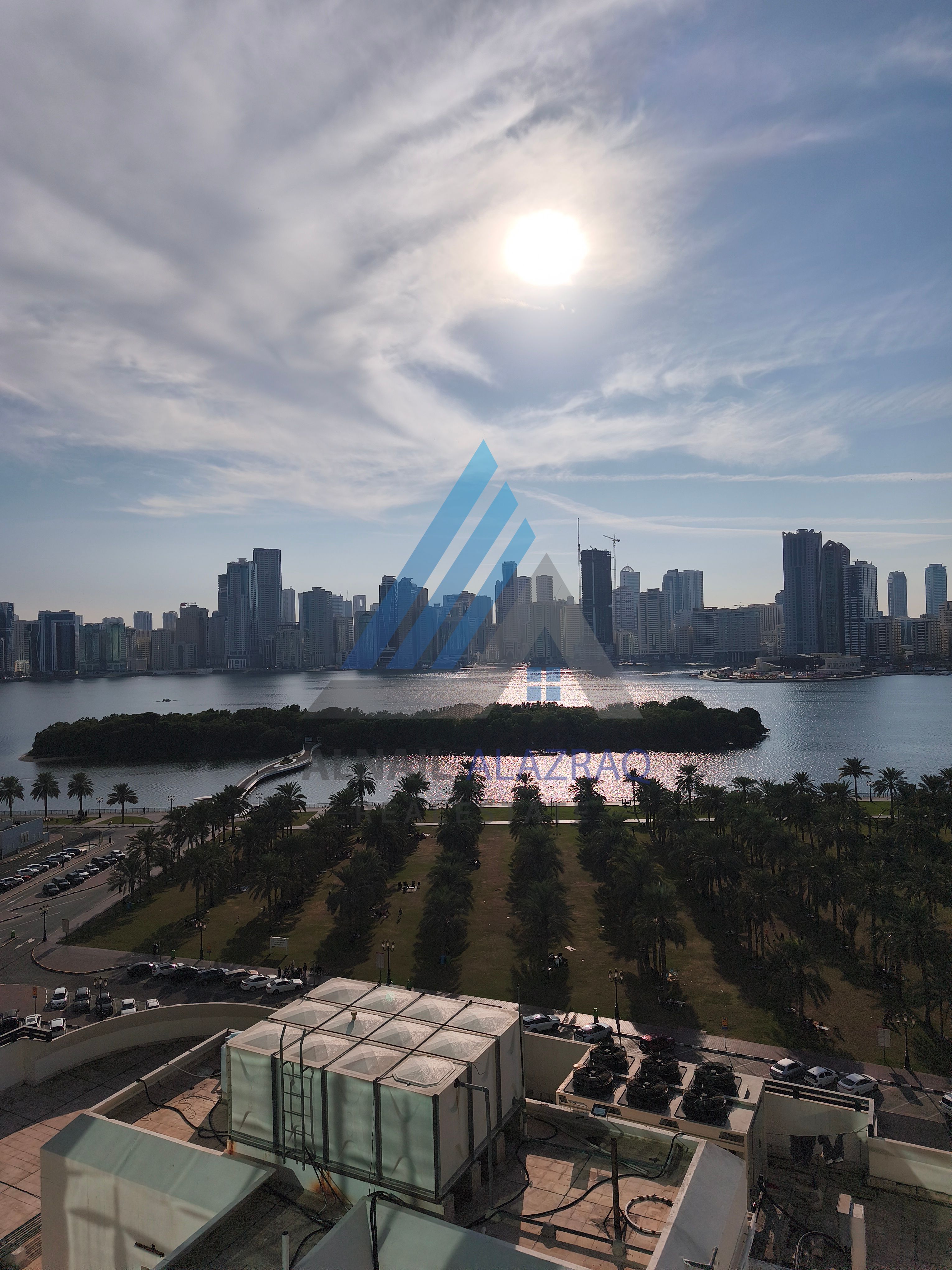 Luxury office direct to corniche