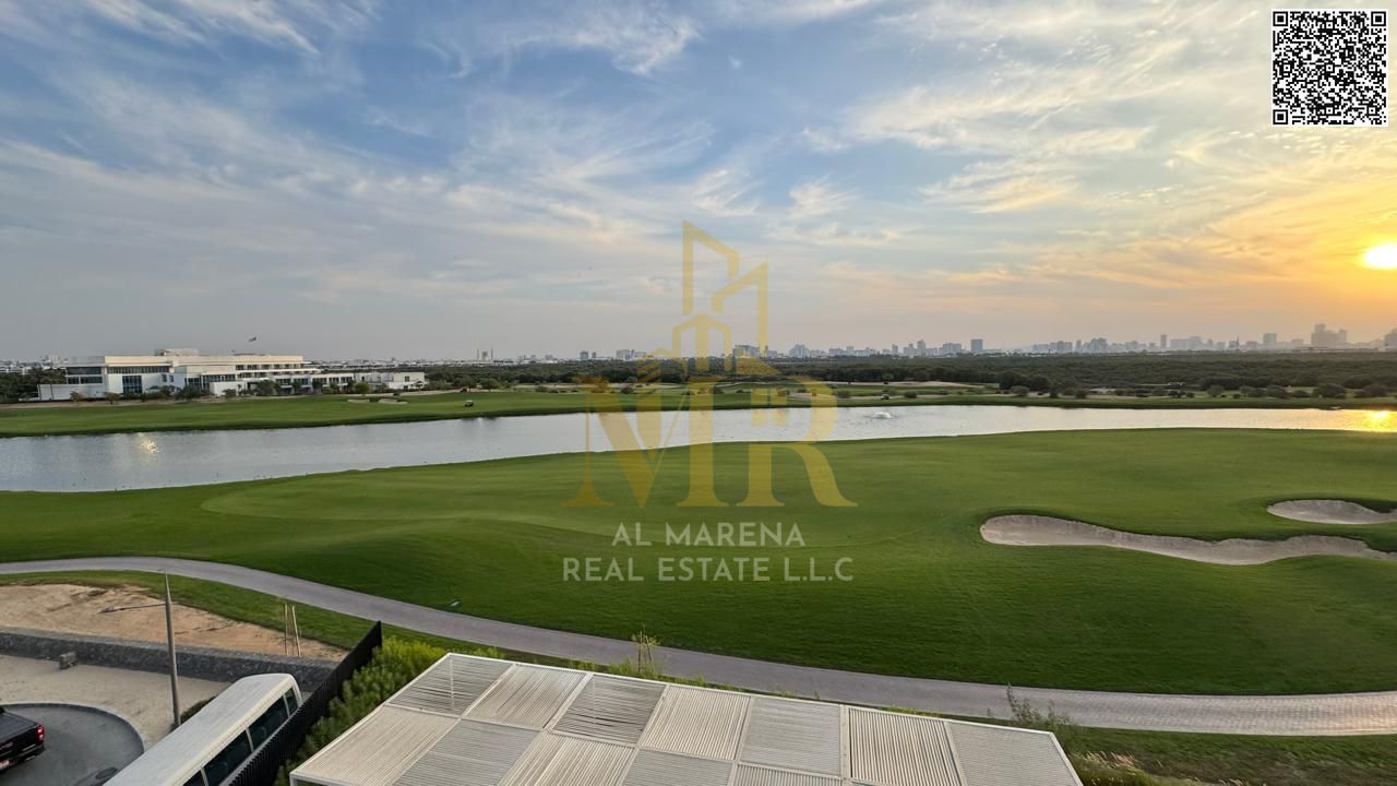 Experience luxurious living with a full view of the golf course and lake in the heart of Al Zorah complex. This 3-bedroom apartment with a living room