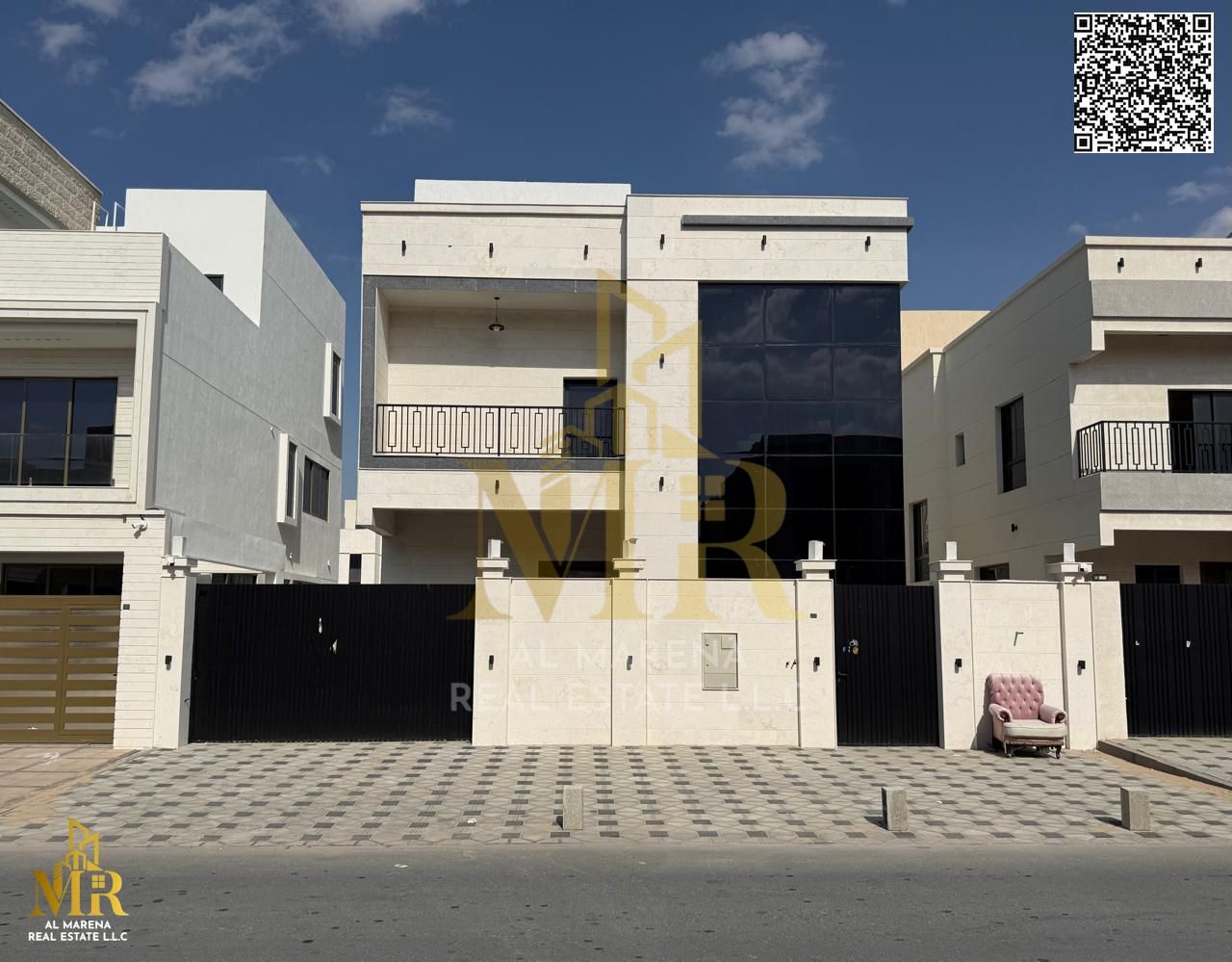 Strategic location near Al Zorah, villa with 5 master bedrooms, 3450 sqft built-up area, price includes all fees, ideal for living or investment!