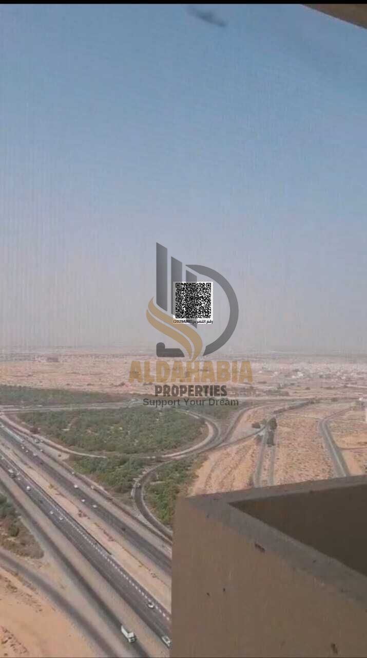 • Location Emirates City Lelys Tower