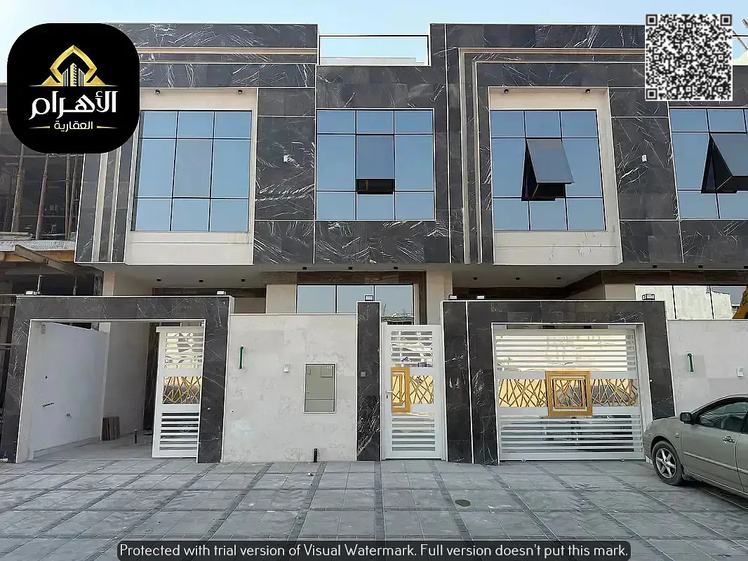 Stunning townhouse, price includes registration and ownership fees, consisting of 4 master bedrooms with built-in wardrobes in a prestigious area of