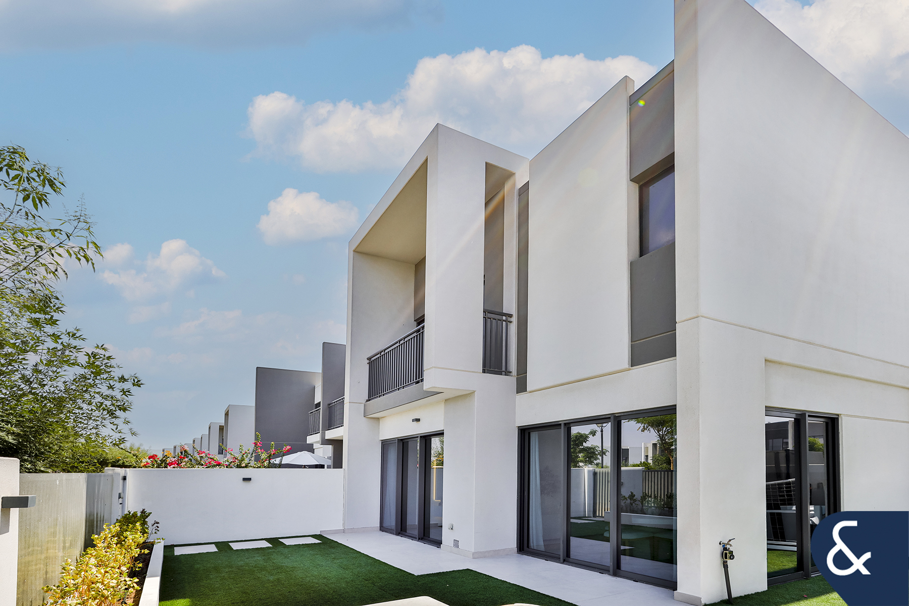 Vacant Now | Backing Green Strip | 4 Bed