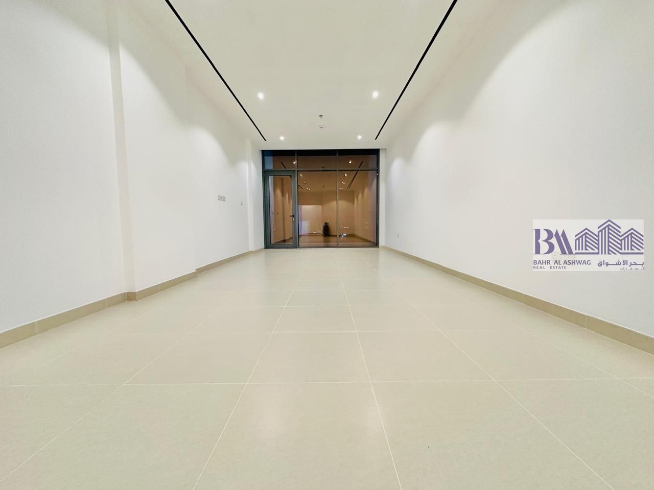 Near Metro Brand New Luxury 3B/R+Maidroom Apartment