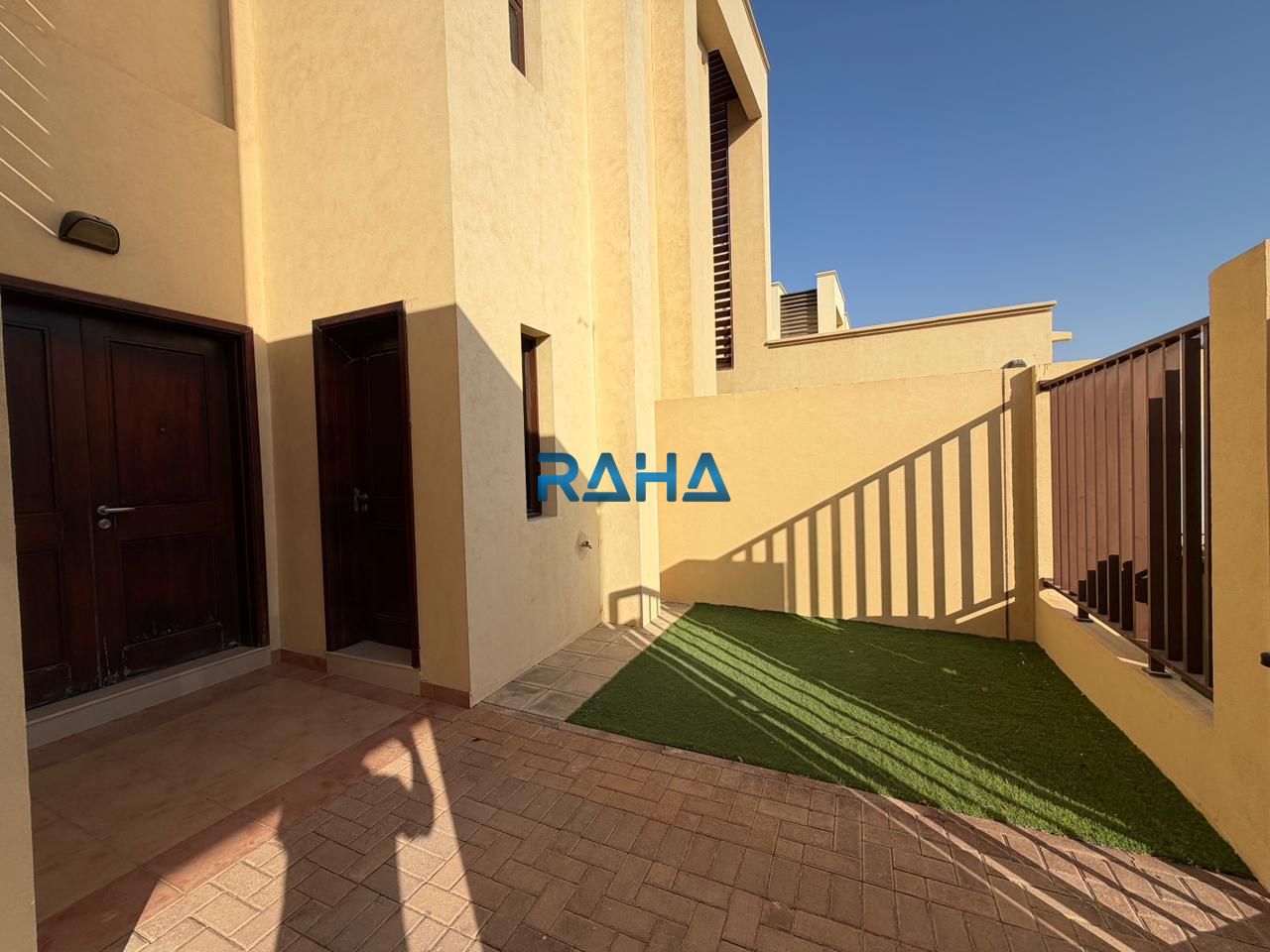 Granada Villas: 3 BR with maids room for Rent