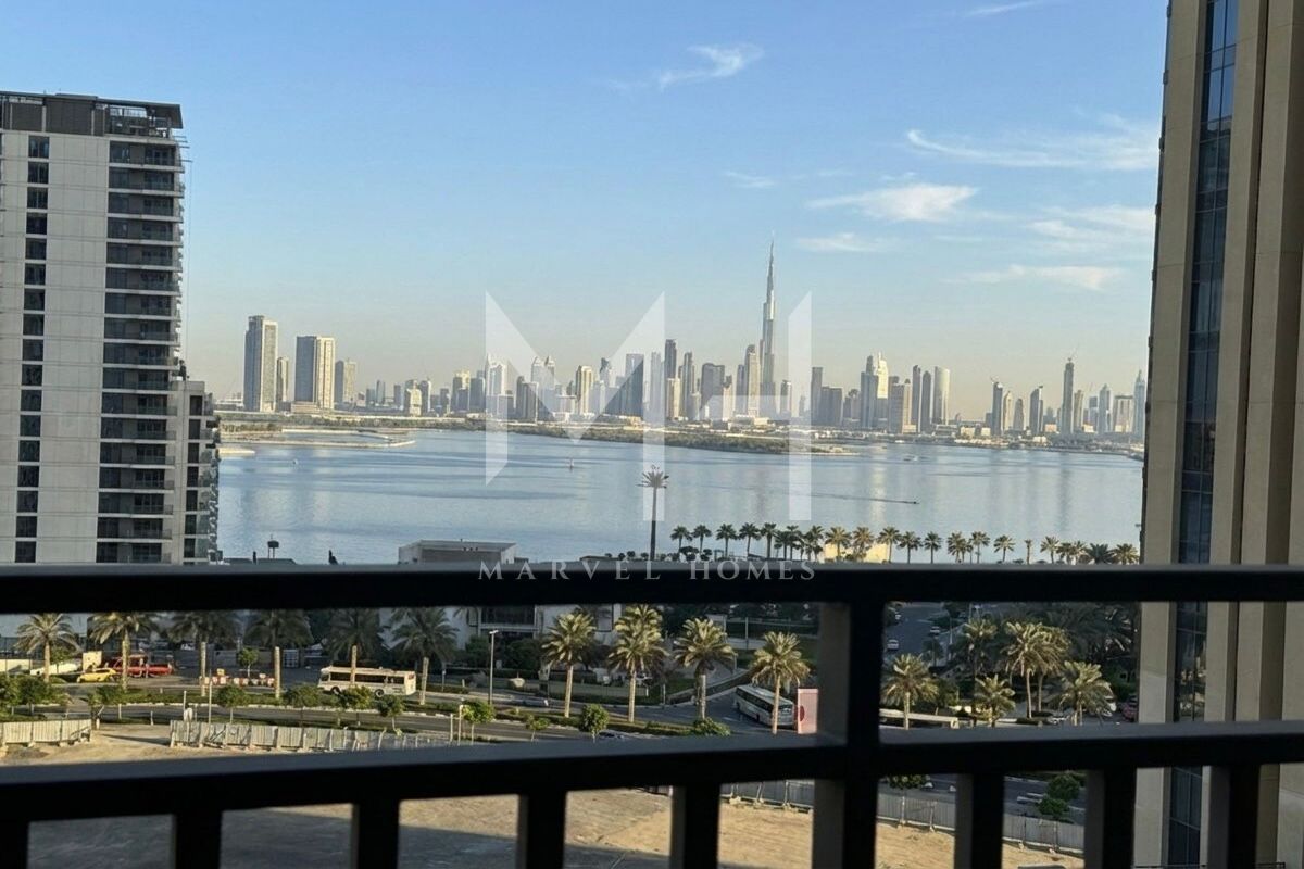 Exclusive | Vacant | Prime Location | Burj Khalifa and Sea View