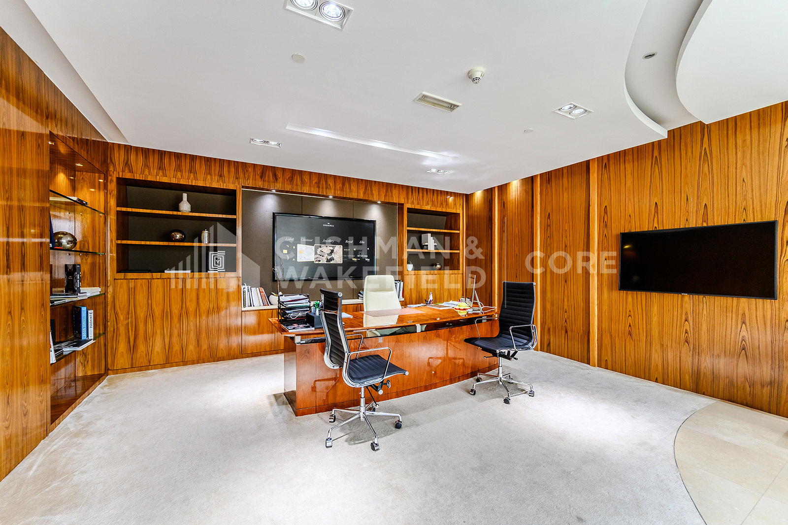 Fully Furnished Office | 4 Parking Spaces Included