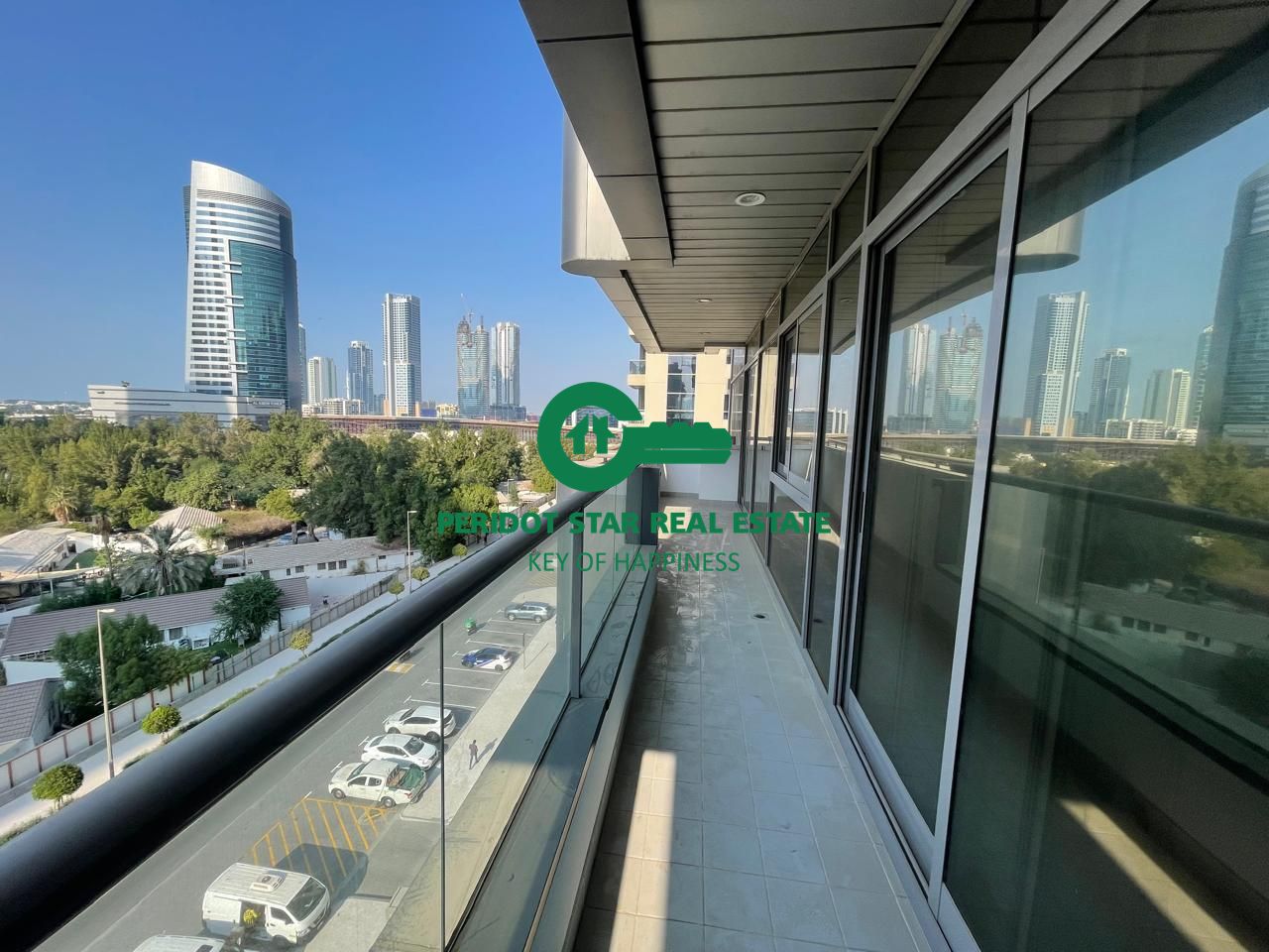 Spacious 2-Bedroom Apartment | Prime Location Near Metro | Chiller Free