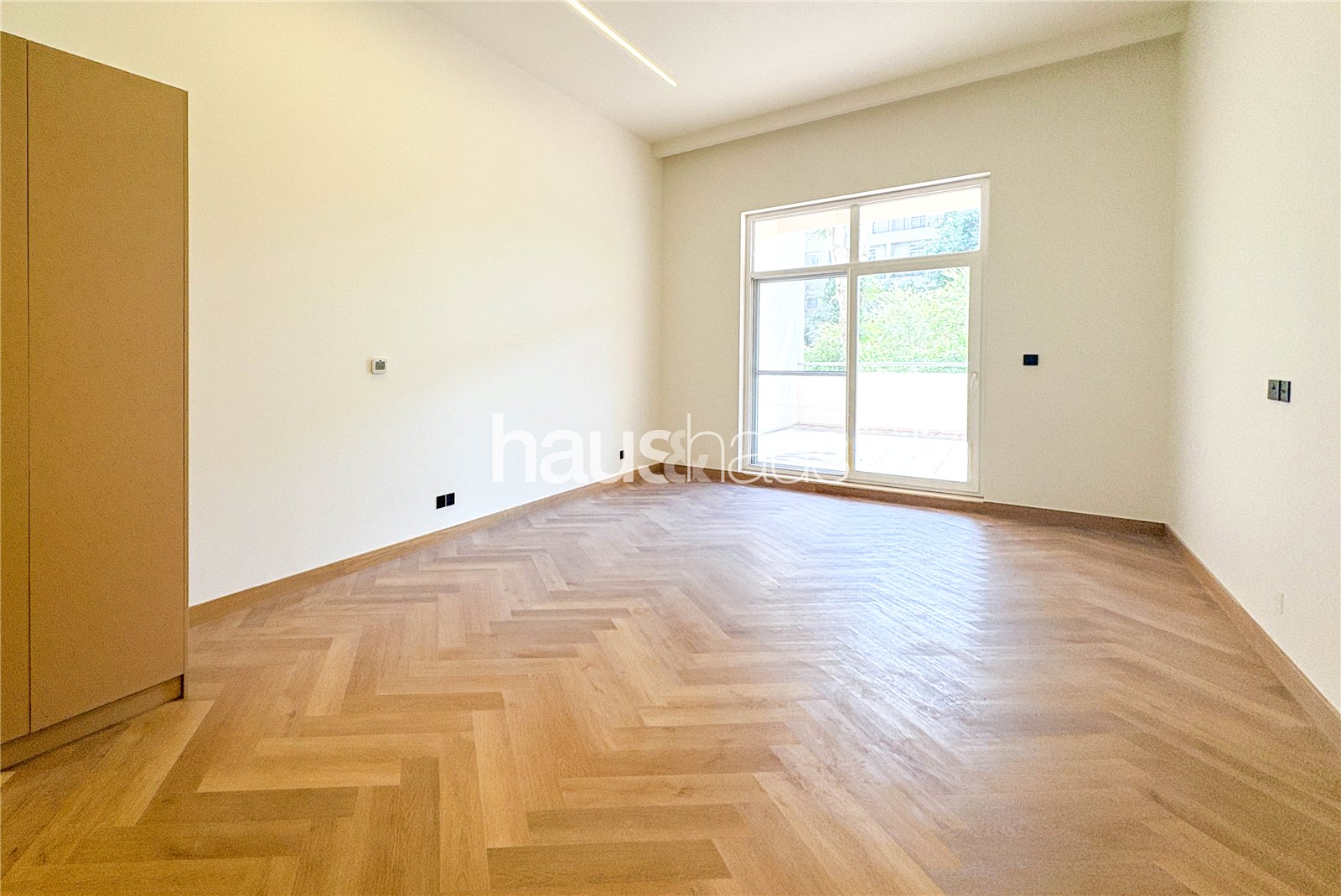 Fully Upgraded | Flexible Cheque | Ready Now
