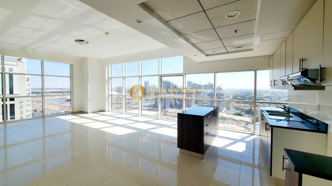 2BR+Maid Room| Golf View | Bright & Higher Floor