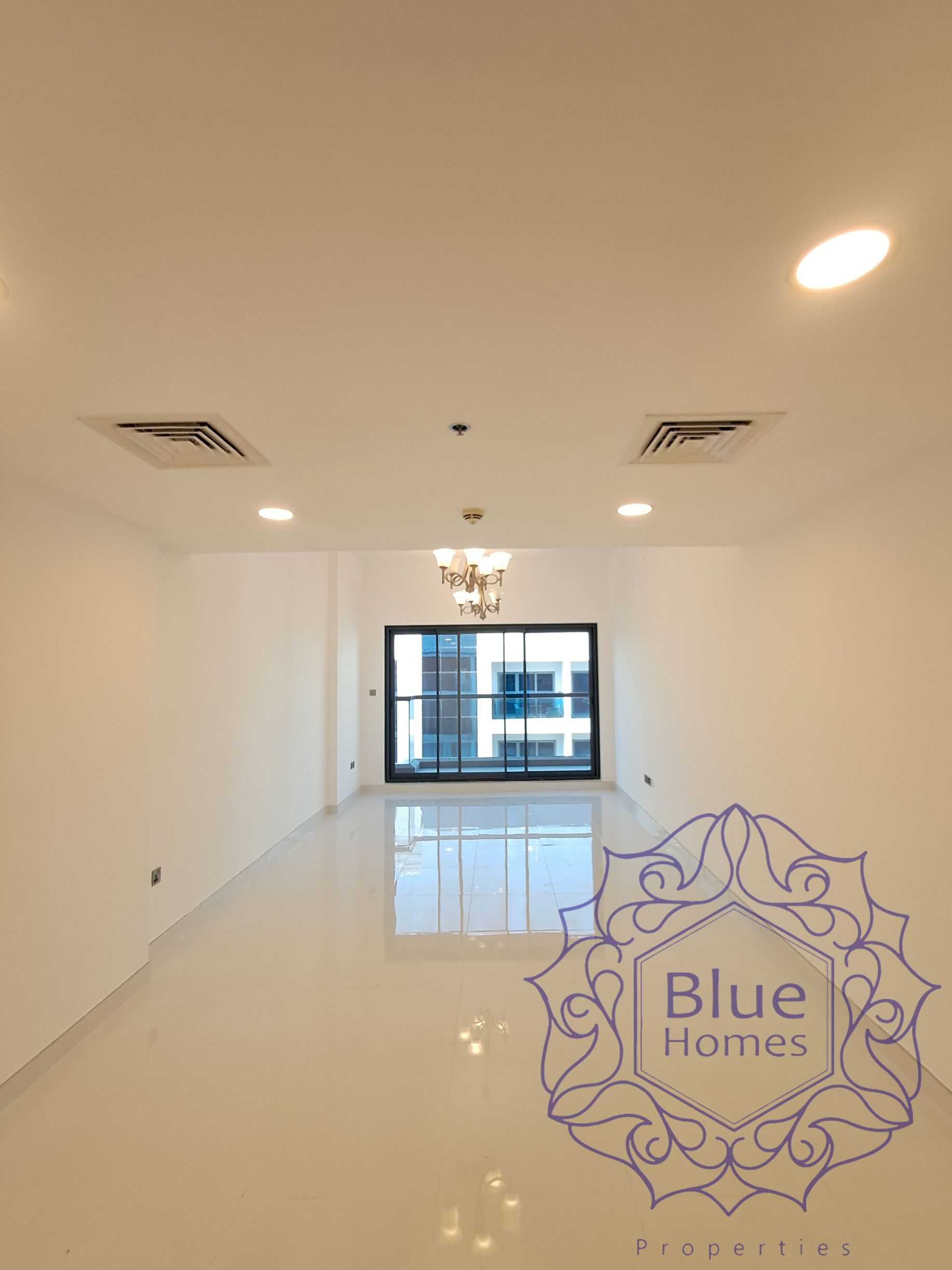 Spacious Luxury 1bhk apartment | Storage Room | Big Balcony
