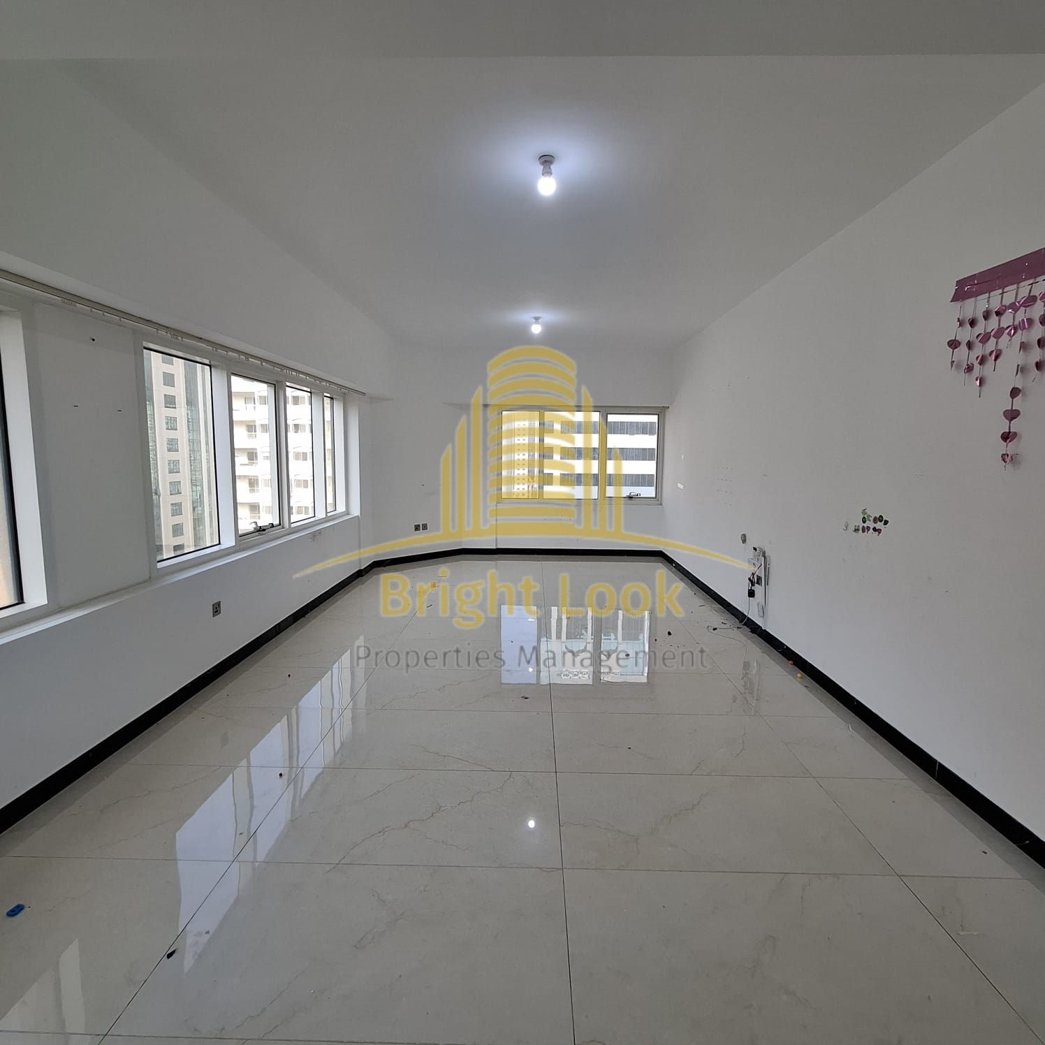 Well-Maintained 2BR Apartment | Central Hamdan Street | AED 80K