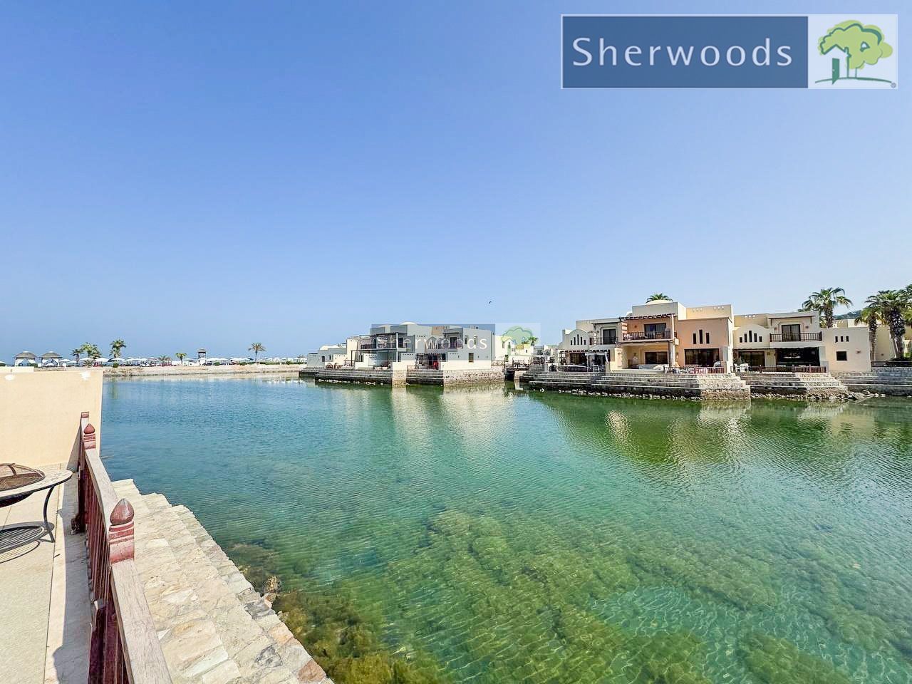 Walk To The Beach - 5* Beach Front Location