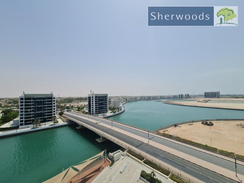 Spacious 1BR Apartment | Sea & Canal View | Great Investment