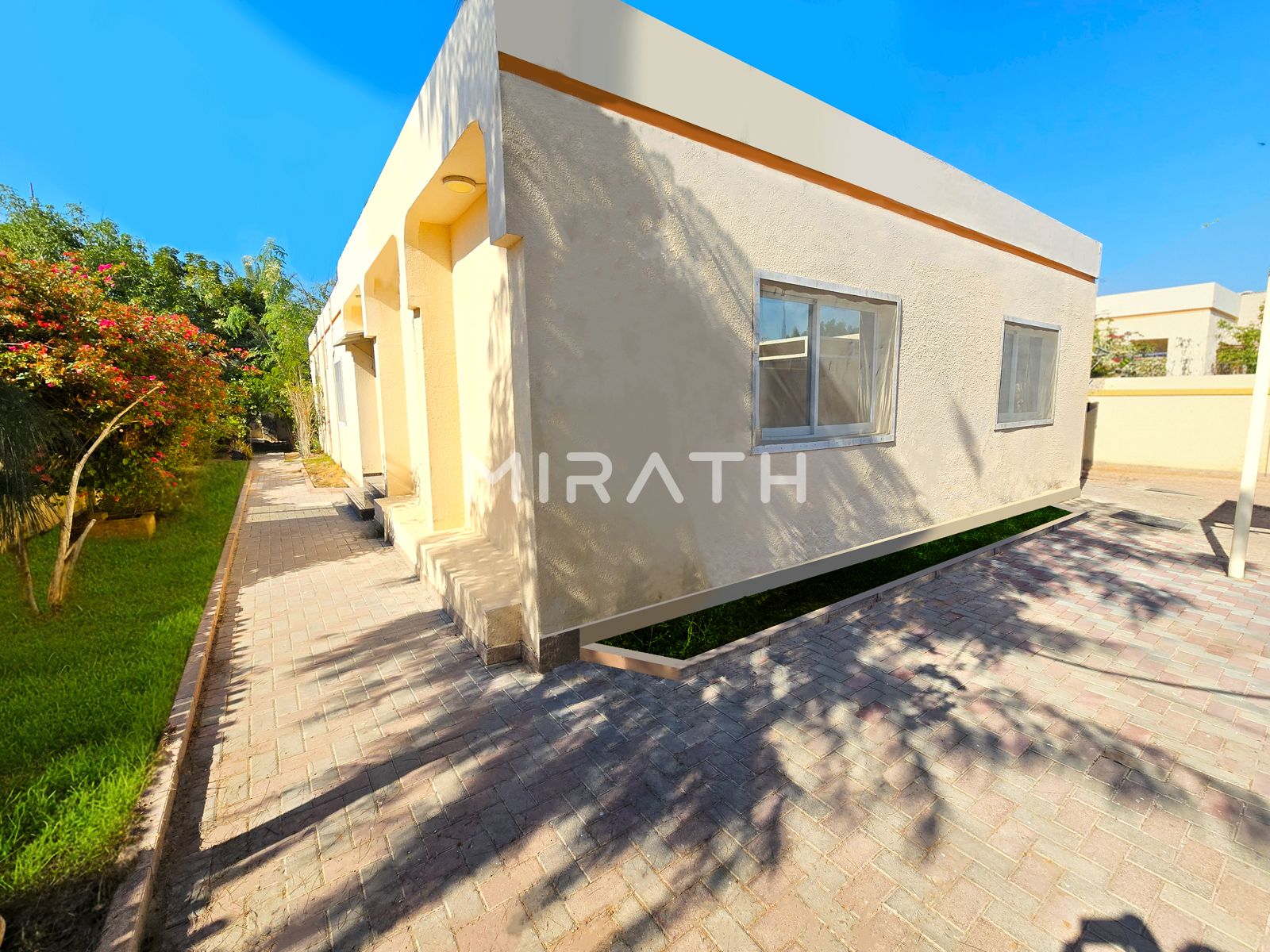 3BR INDEPENDENT VILLA | PRVT LAWN| CLOSE TO BEACH