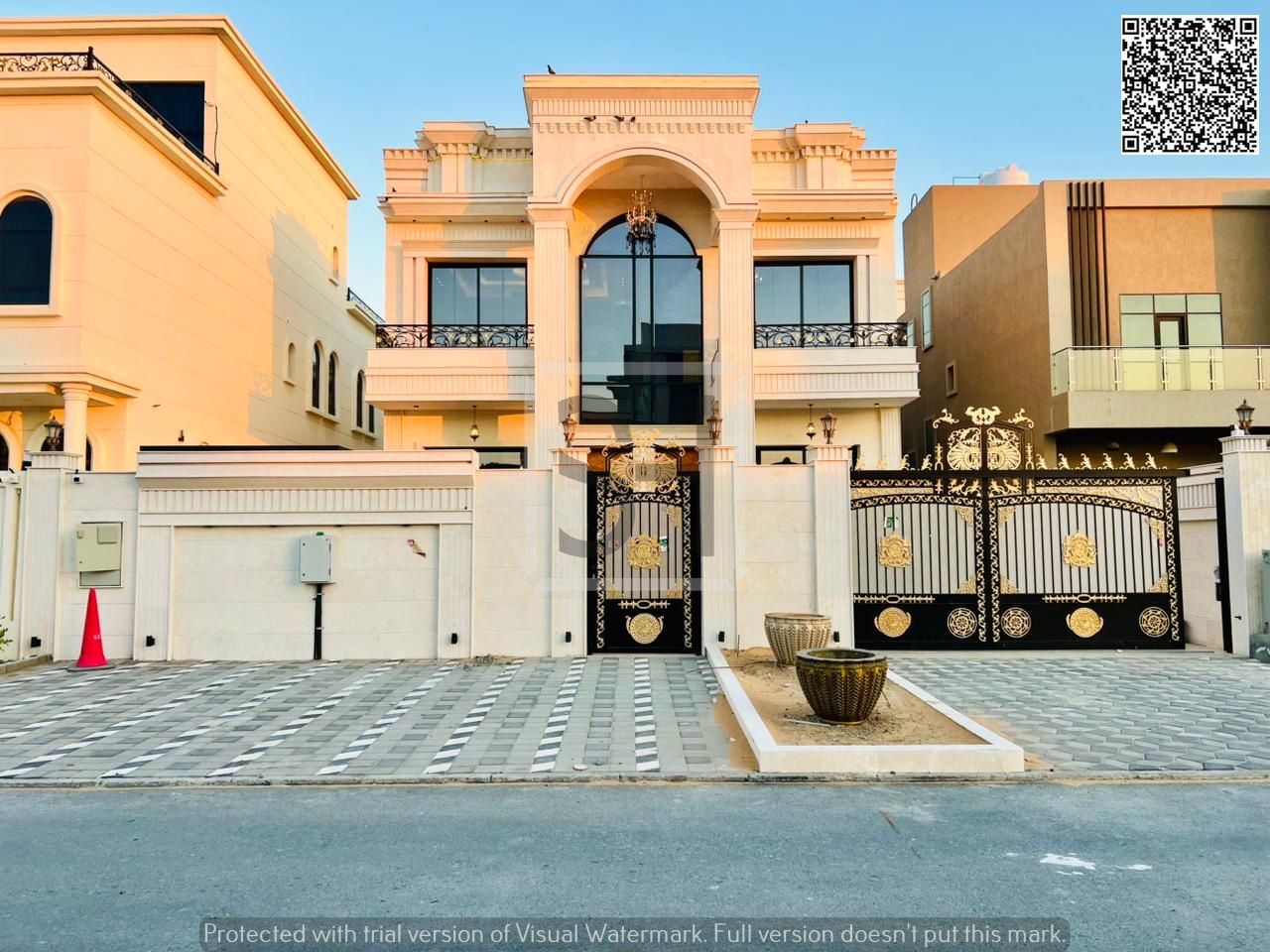 Villa for sale, including electricity, water, and air conditioning.