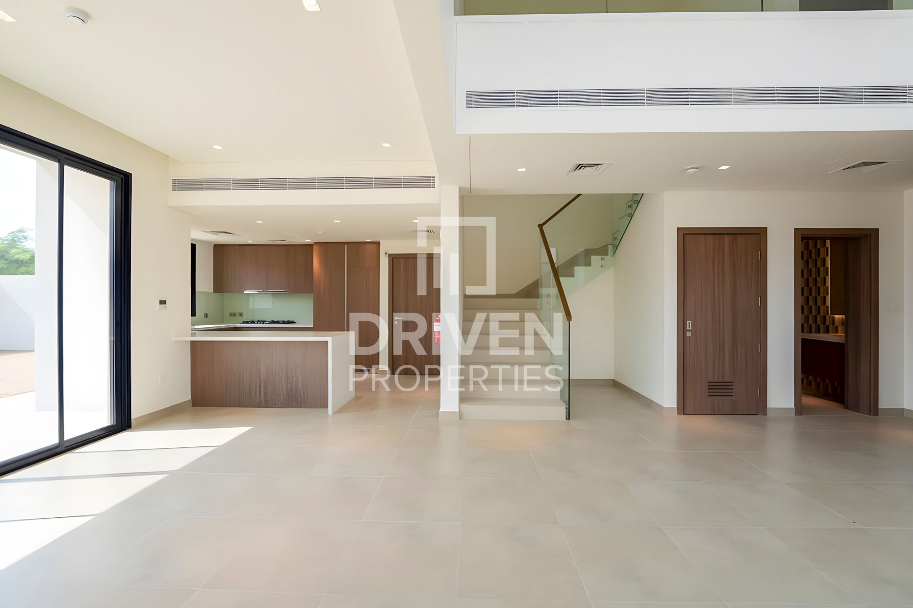 4BR Corner Villa | Biggest Plot Infront Community