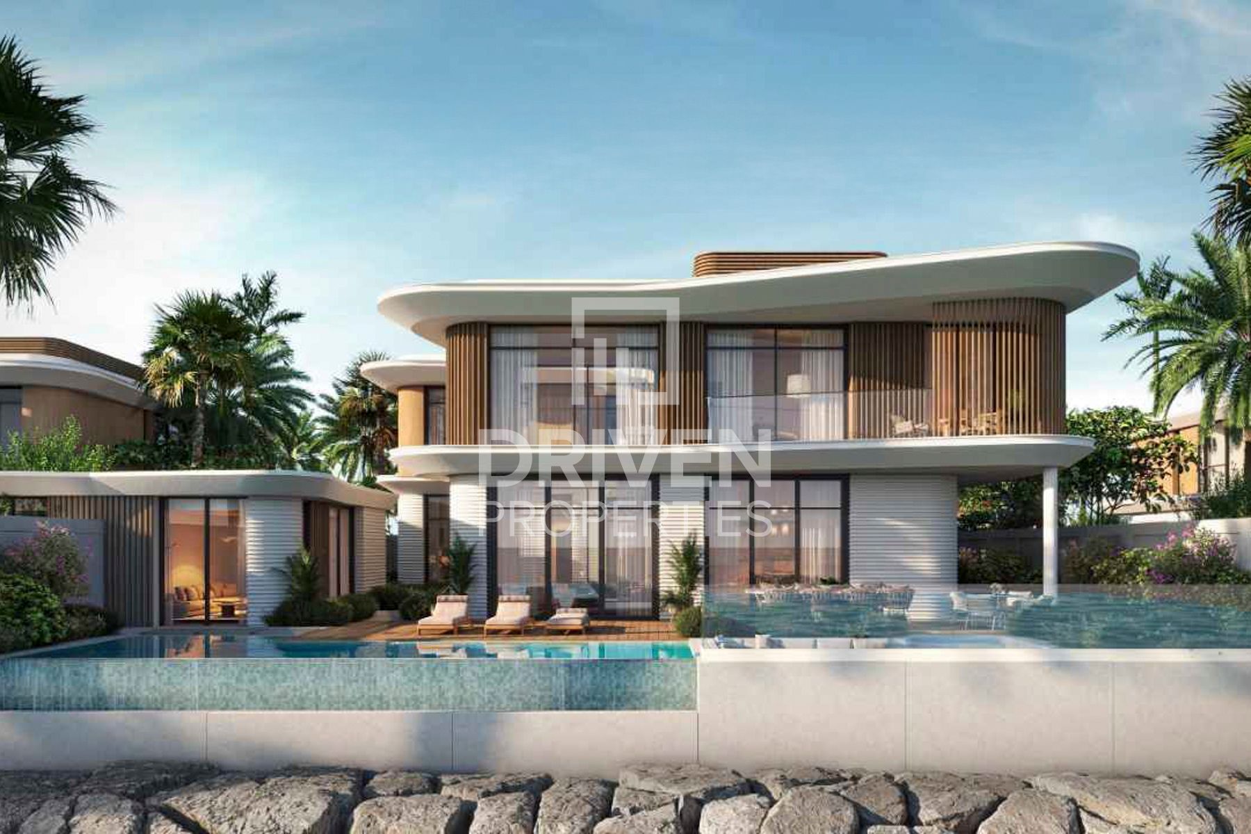 6BR Villa with Yacht Dock | Stunning Canal View
