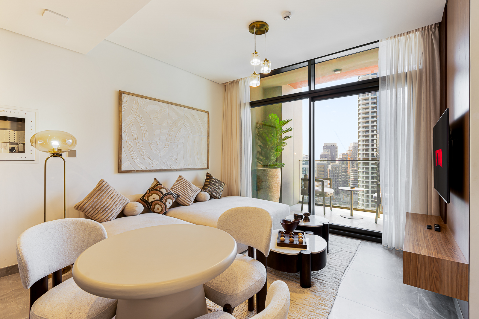 Luxury 1Bed w/ Canal Views | Near Burj Khalifa | Furnished | Flexible term