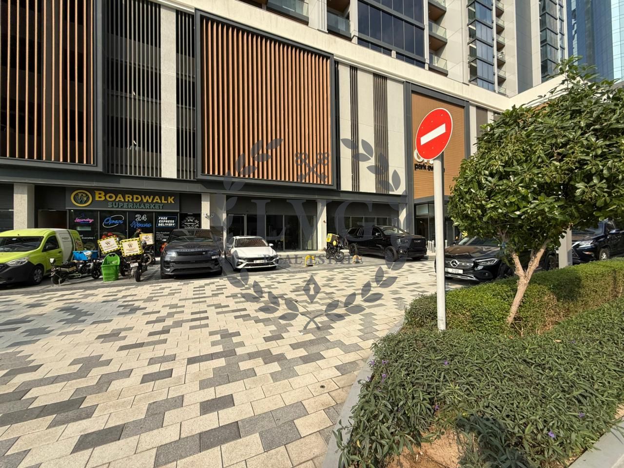 Road Facing | Wide Façade | F&B | Dual Entry