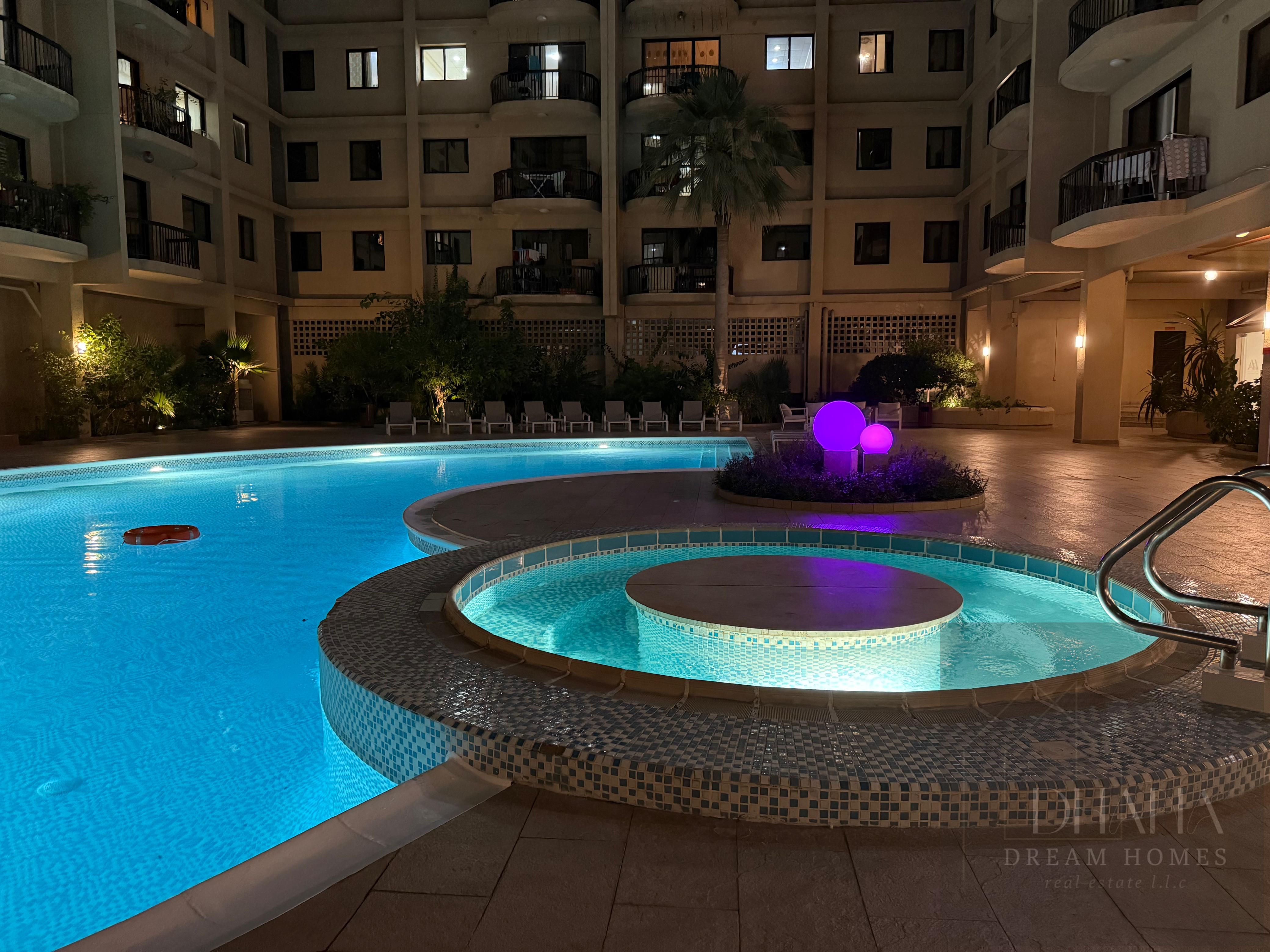 Zero Commission / Water free Unit / Specious 3-BHK with Store Room / Near to Metro / Prime Location / Ready to Move / Water Free