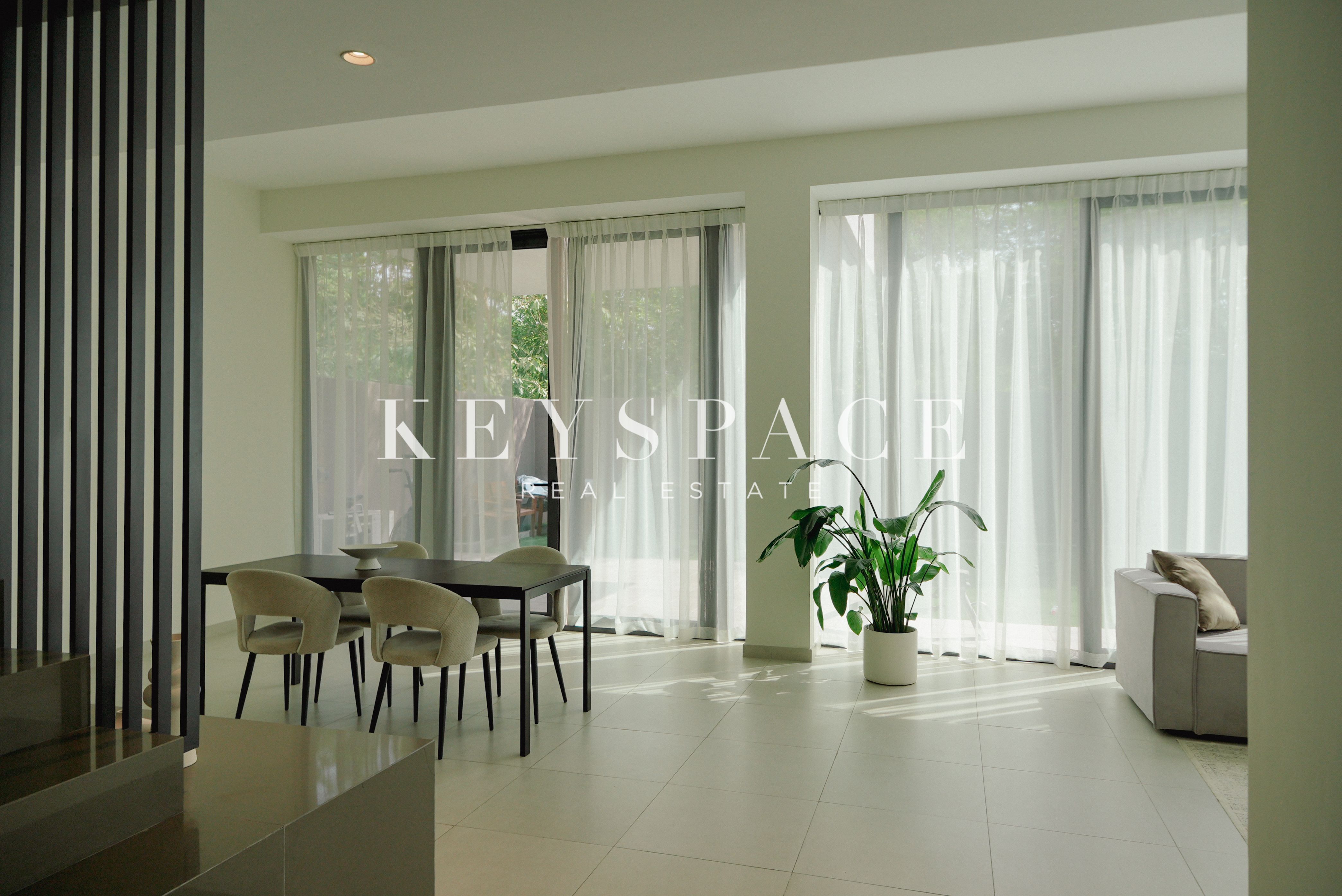 Luxury Villa Residence | Expansive Grounds | Ready for Occupancy