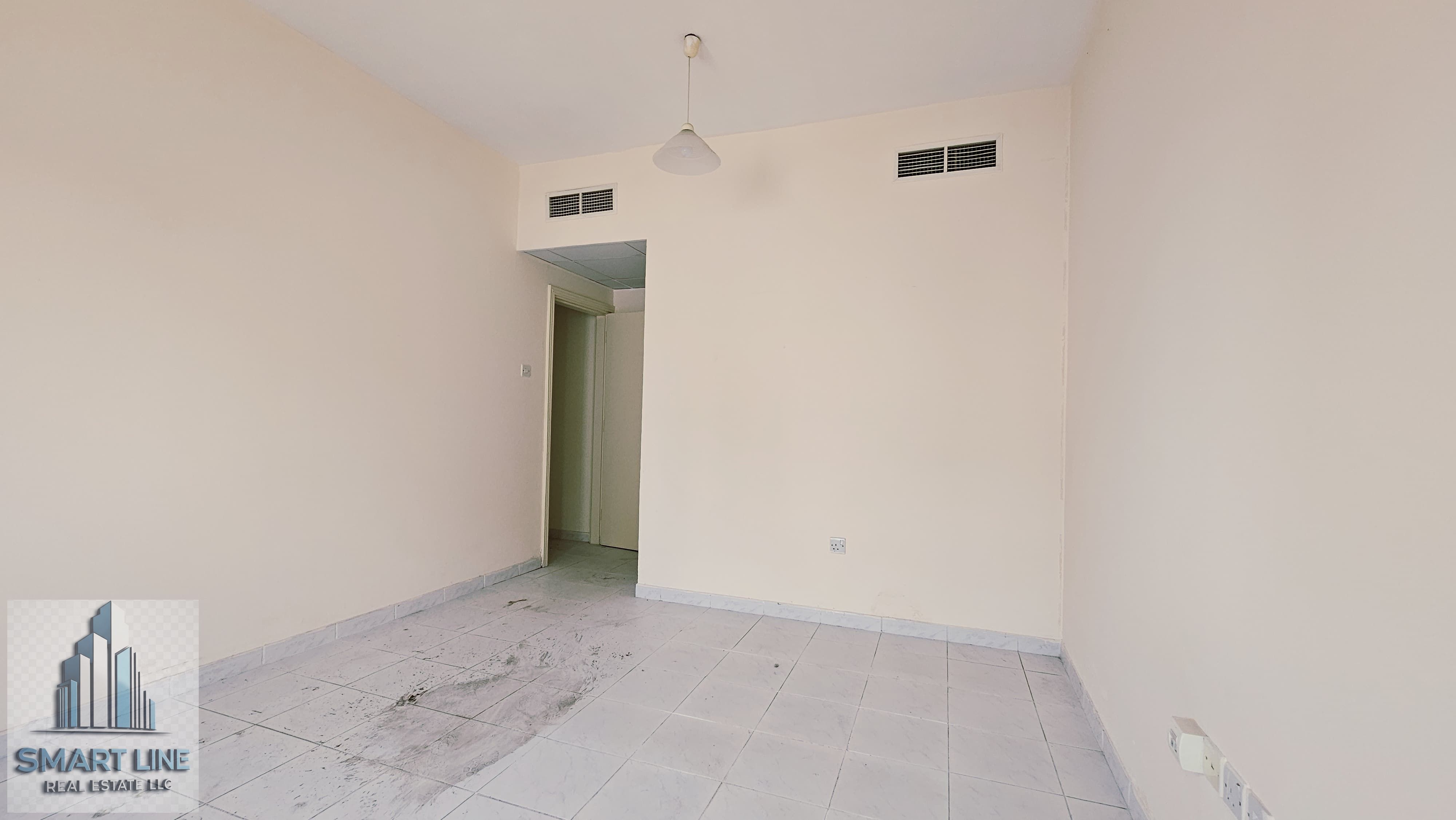 Specious 2Bhk Apartment With Seprate Living Hall And 3 Bathrooms Master Room Nice Finishing