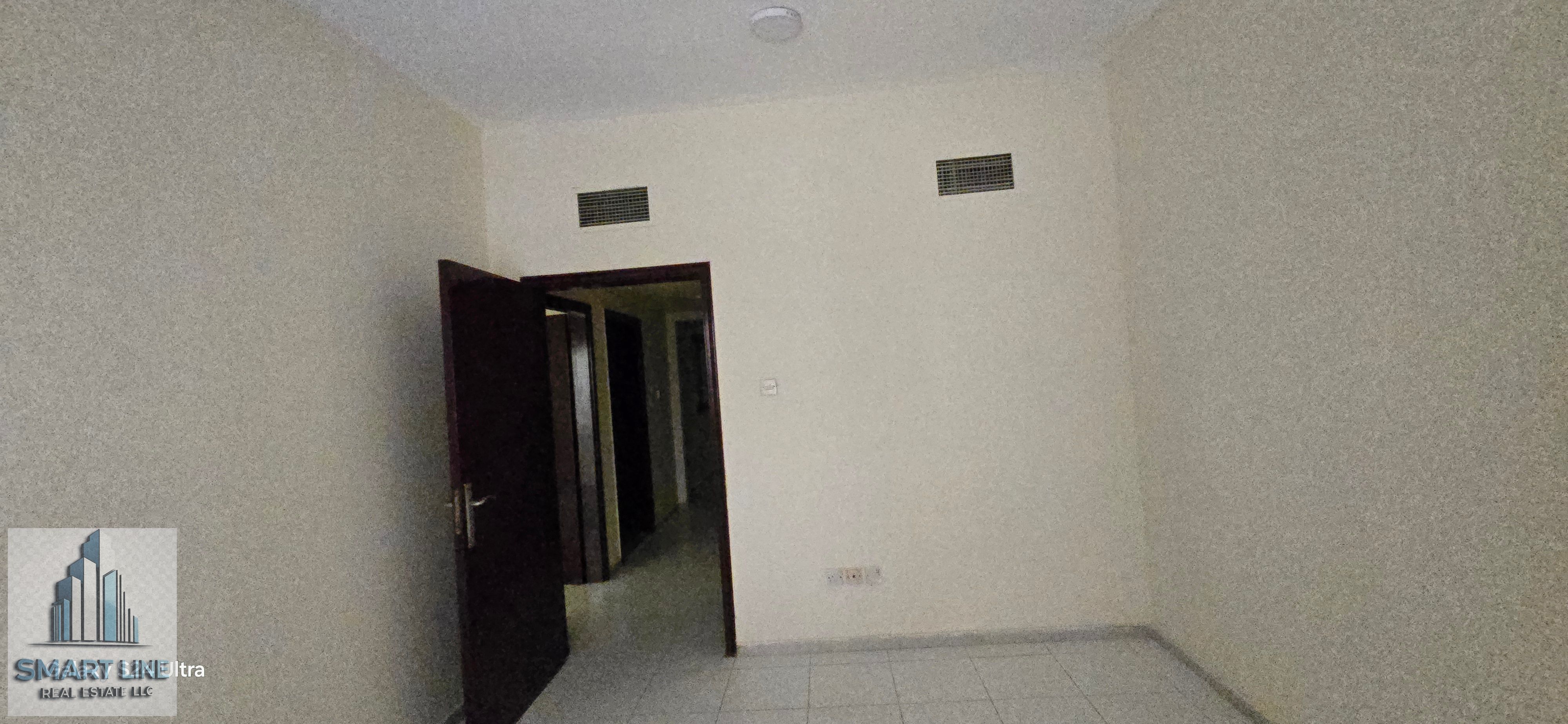 Good building Good location 2bhk 38k with Balcony