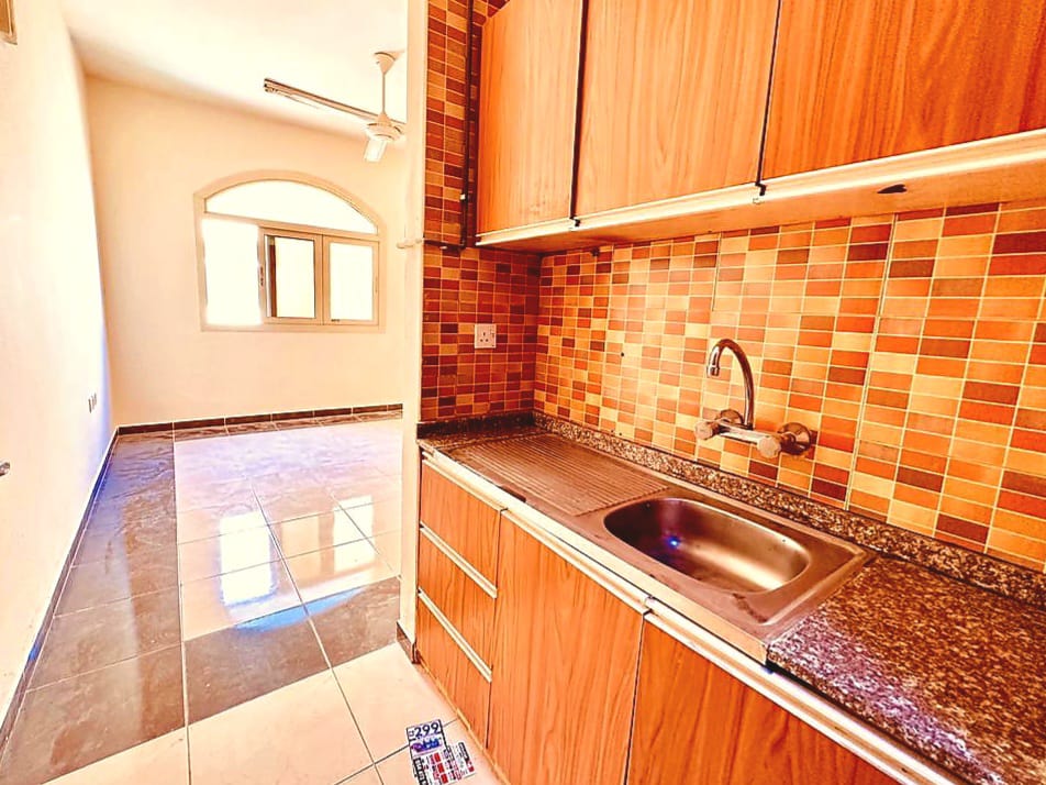 Ready To Move //Like Brand New // Luxury Studio// Seprate Kitchen // In Muwaileh Sharjah