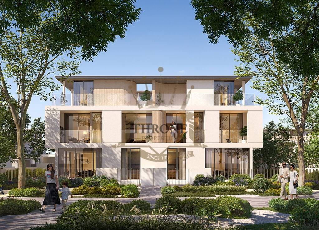 At OP+DLD | 4 Bed+Maid | Single Row | Huge Plot