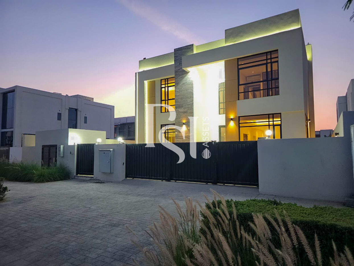 High End Finishing | Next to Corner | Private Garden