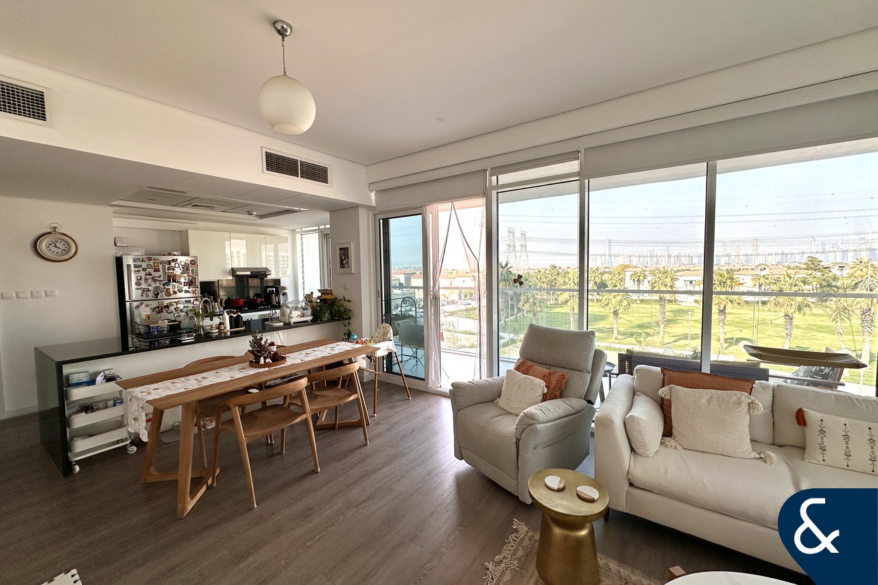 Huge Layout | Corner Unit | Park Views |