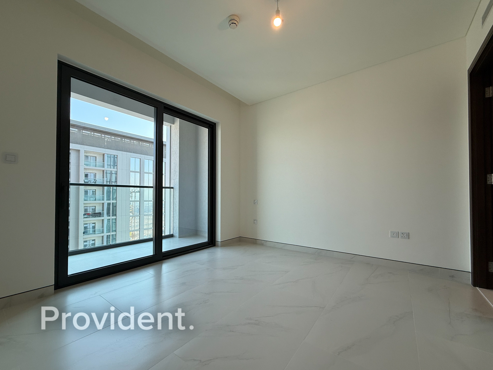 Tenanted | Creek Harbor View | High Floor