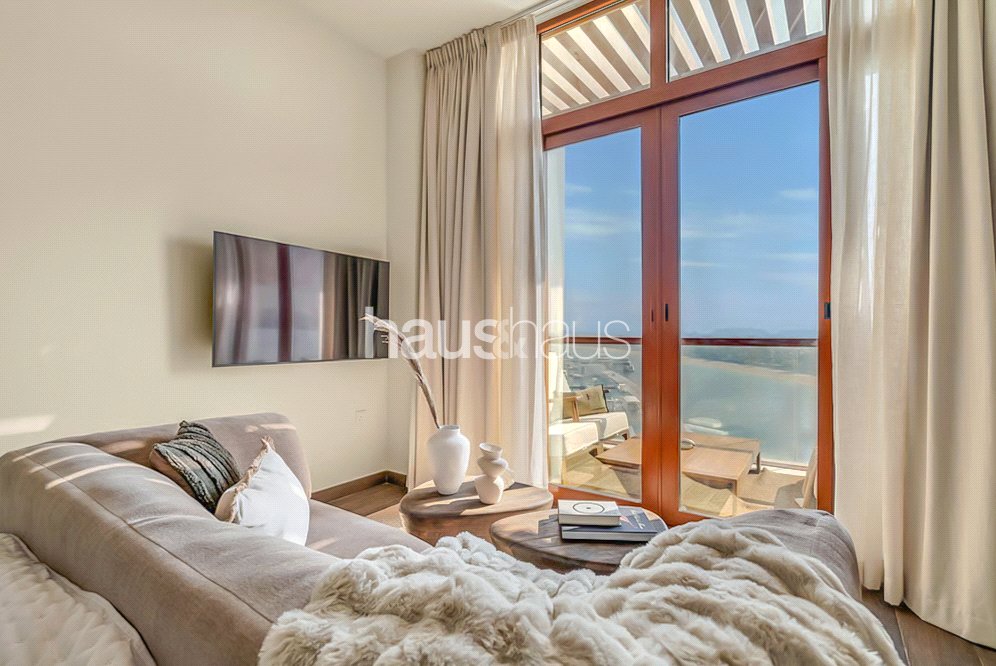 Exclusive | Palm Views | Modern Luxury