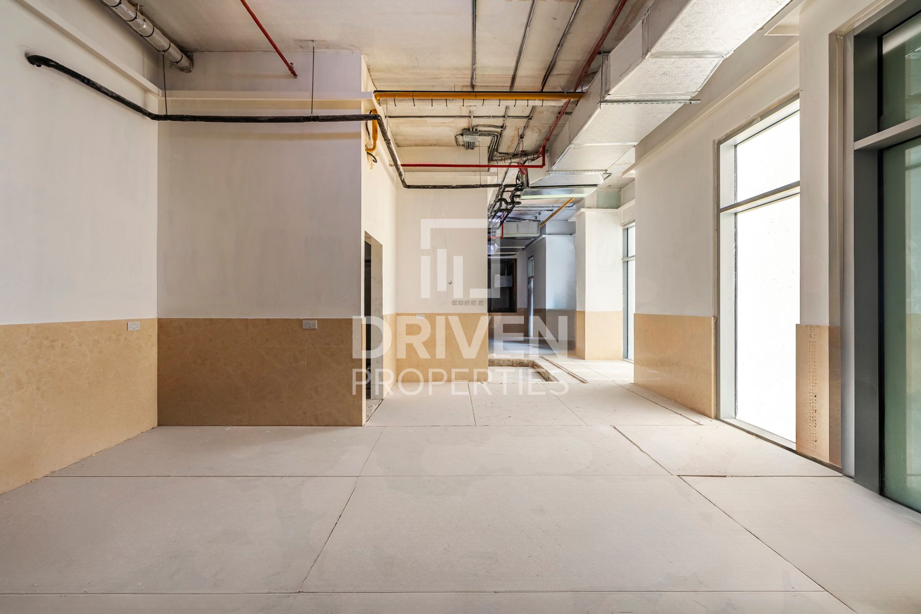 Semi Fitted Retail for F and B with Appliances