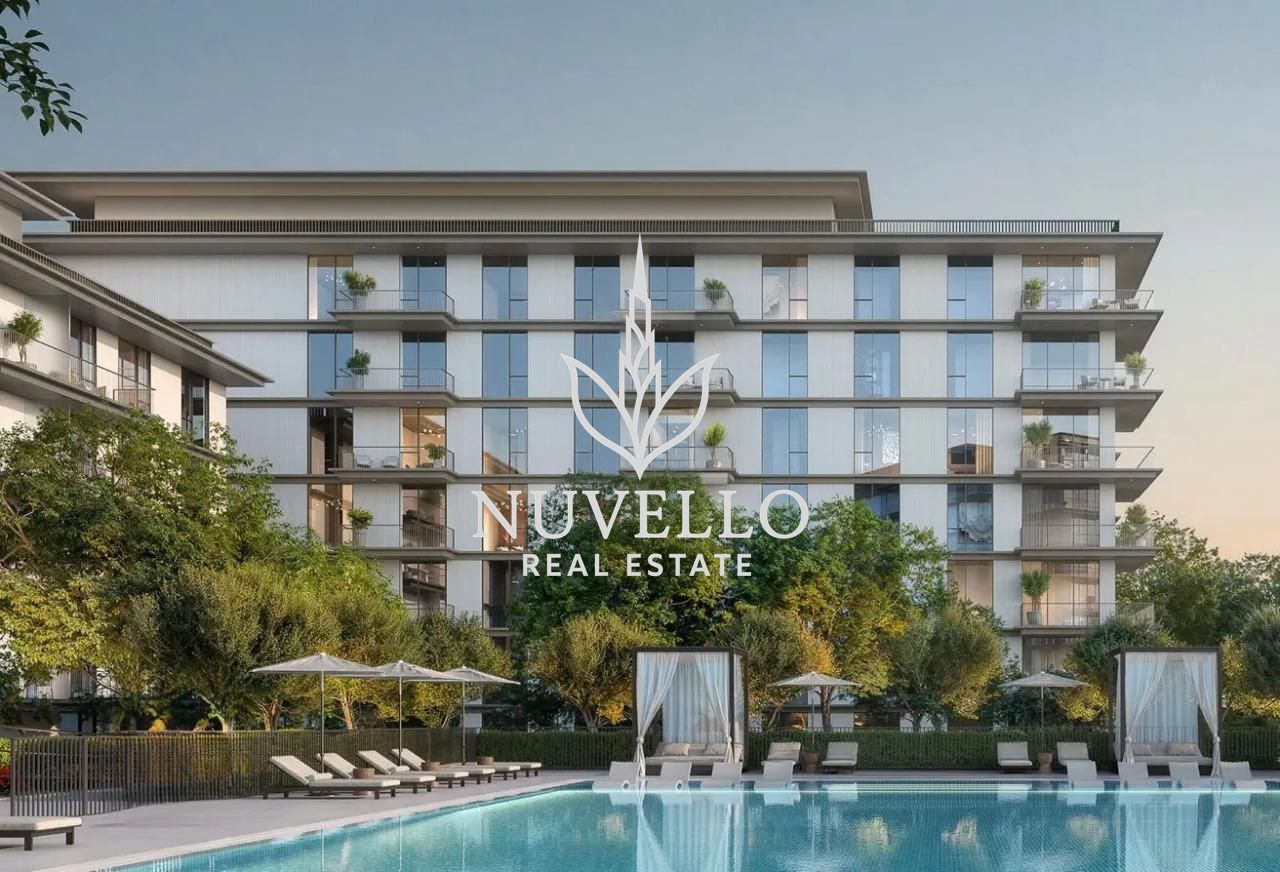 Waterfront | Great Deal | Middle Floor