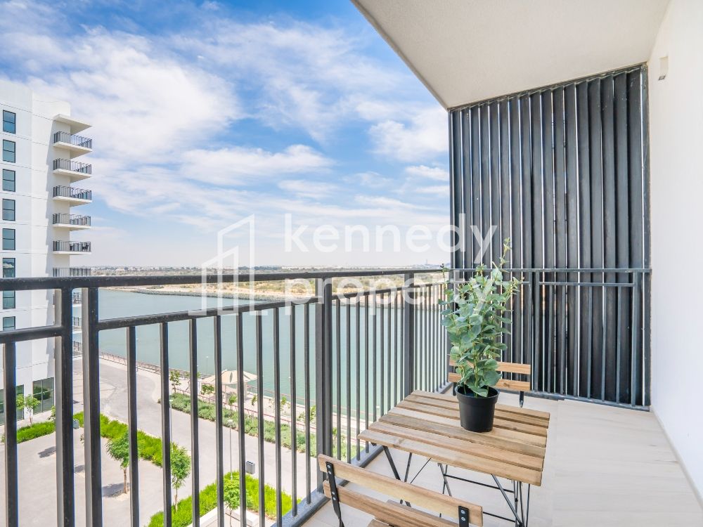 Bright Apartment | Canal View | Spacious Unit
