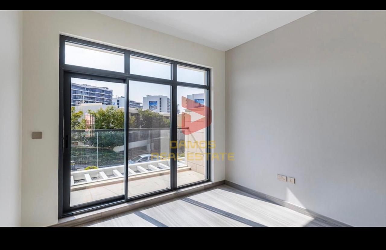 UNFURNISHED | VACANT SOON|