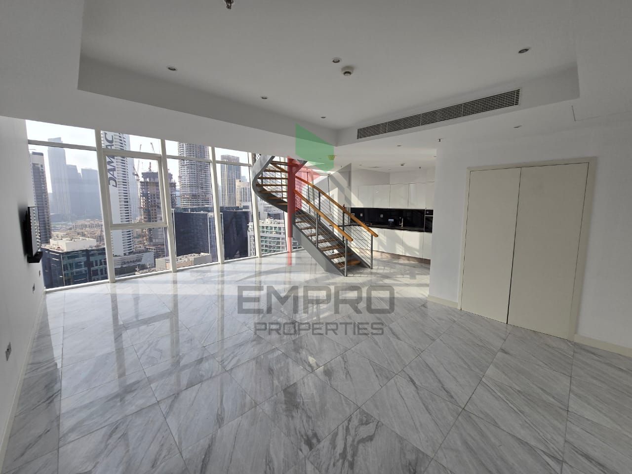 Duplex Sky Penthouse l Burj Khalifa View l Vacant