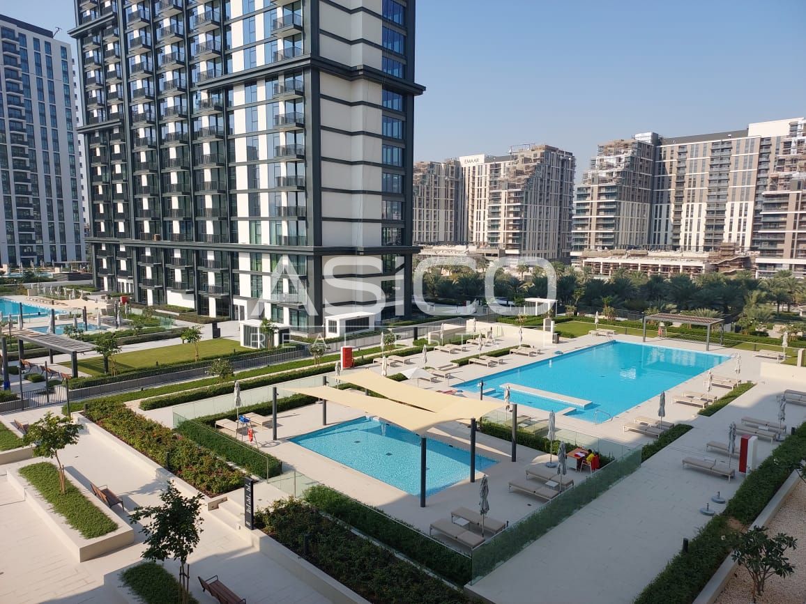 Premium 2BR |10 Series | Pool & Community View