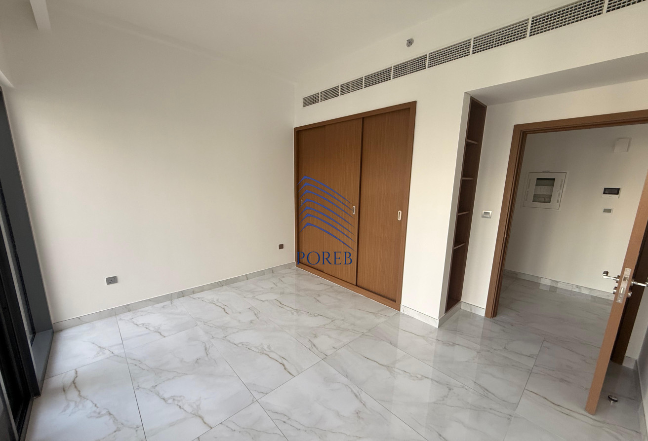 High Floor | Pool View | 4 Cheques